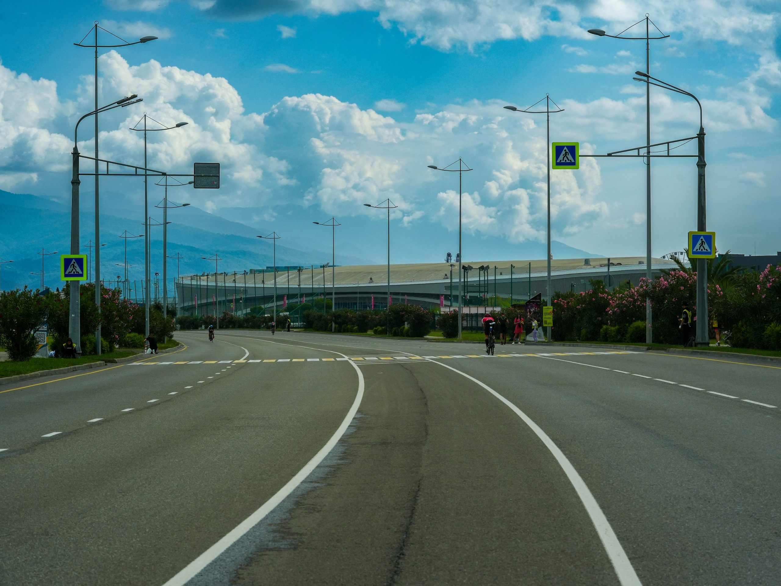 Фотоотчет партнерской интеграции для компании TELE2 на фестивале Ironstar. Репортажный фотограф в Красной Поляне и Сочи Павлюченко Екатерина