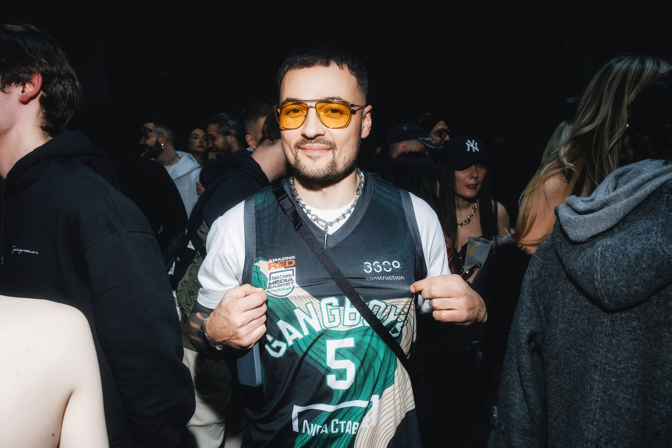 AVG x Desiigner в Tau 21.02.2025. Репортажный фотограф и видеограф в Москве