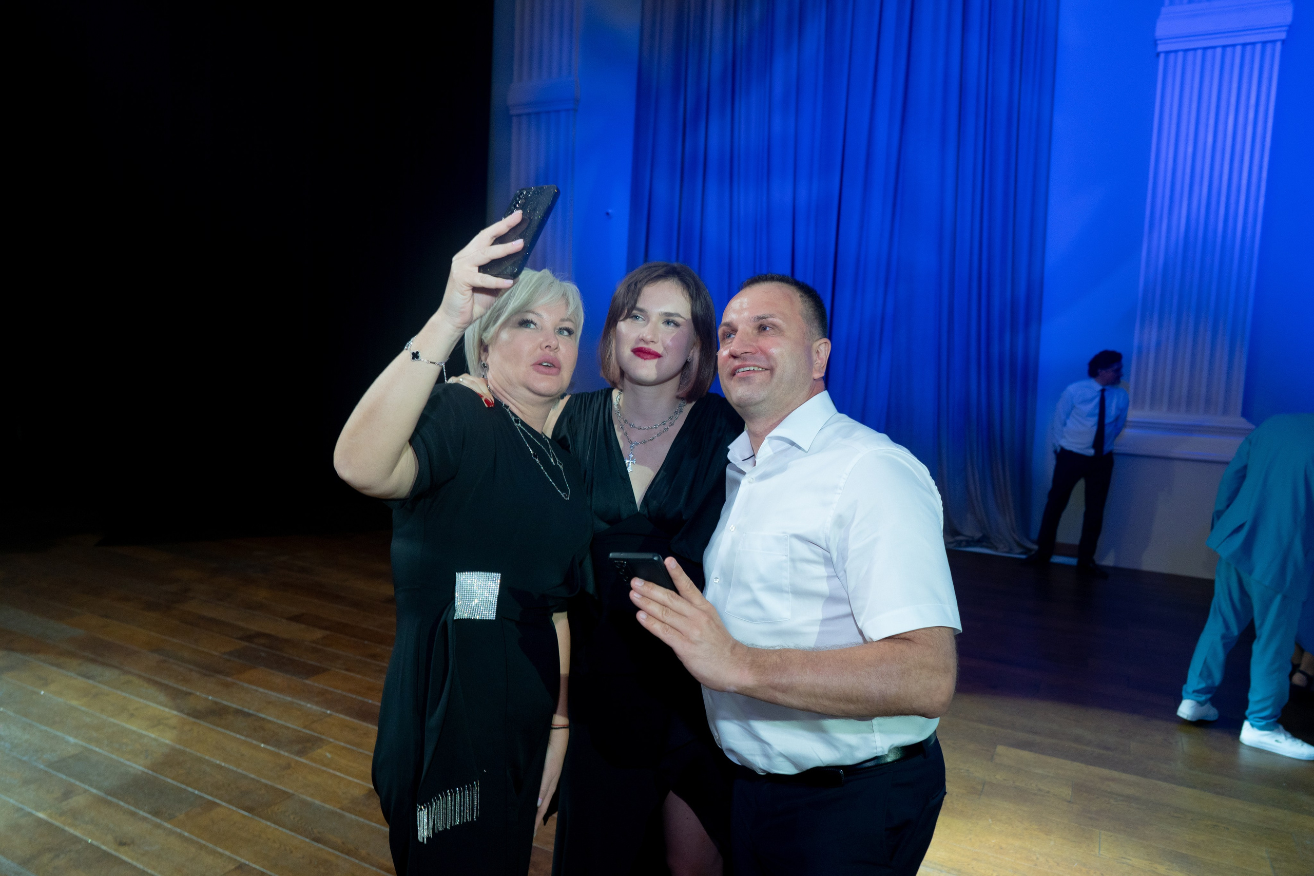 Выпускные. Главная