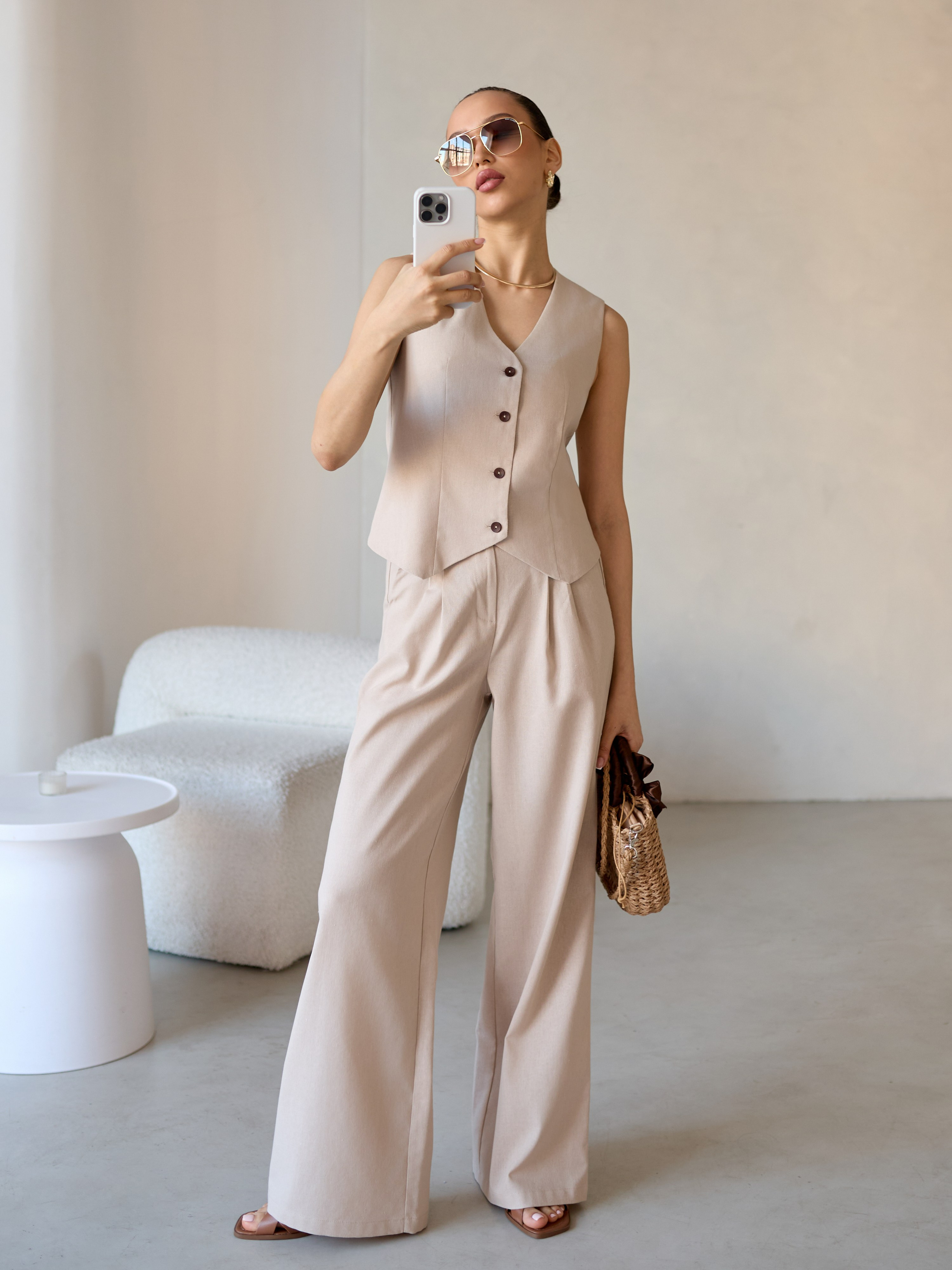 DOSA. Сестры Карабаза. Фотографы и ретушеры в Москве и Санкт-Петербурге