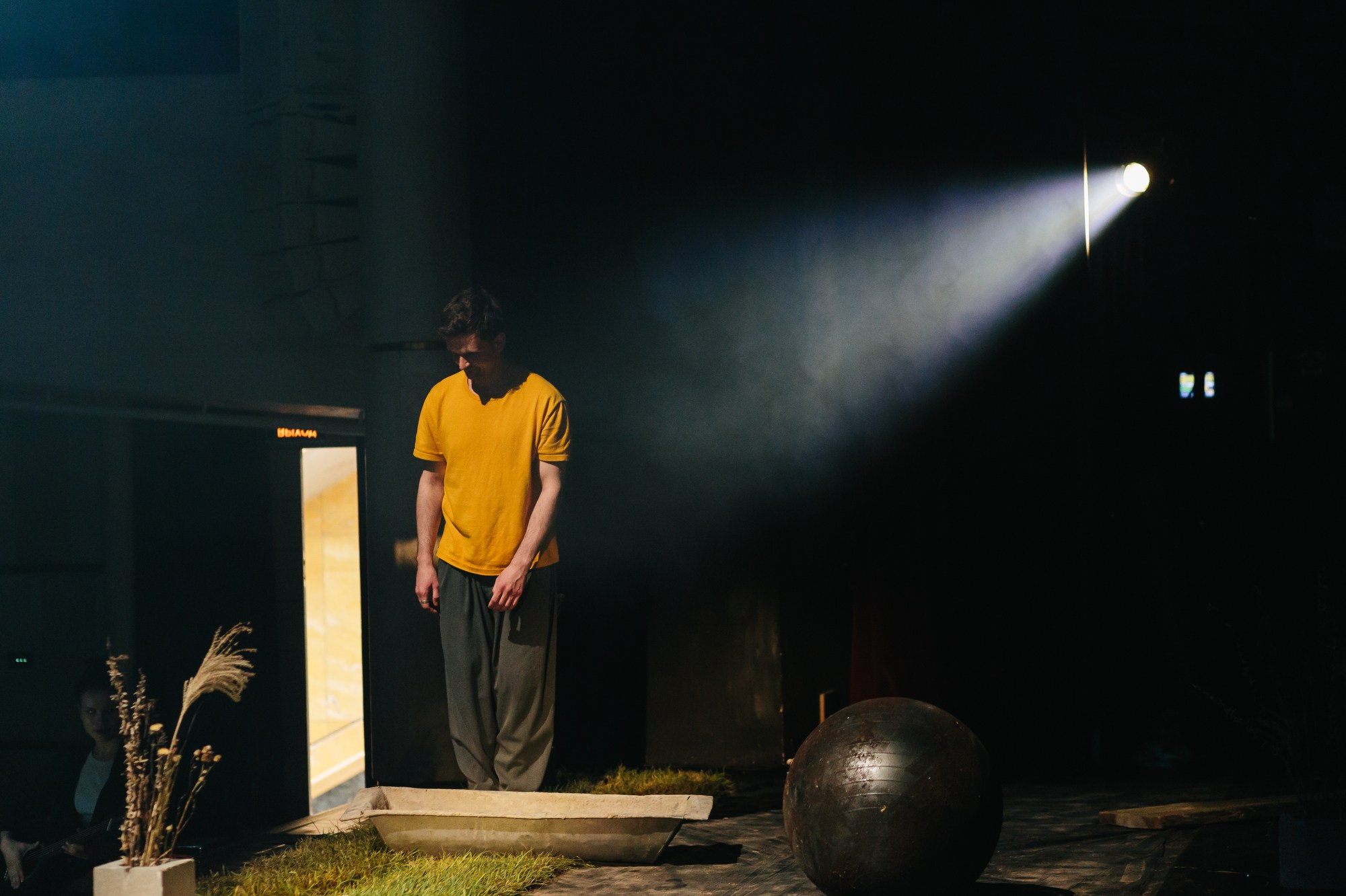 Спектакль Приглушенные голоса в Театре Академии танца Б. Эйфмана (+репетиция). Семейный и портретный фотограф в Санкт-Петербурге Андрей Воробьев