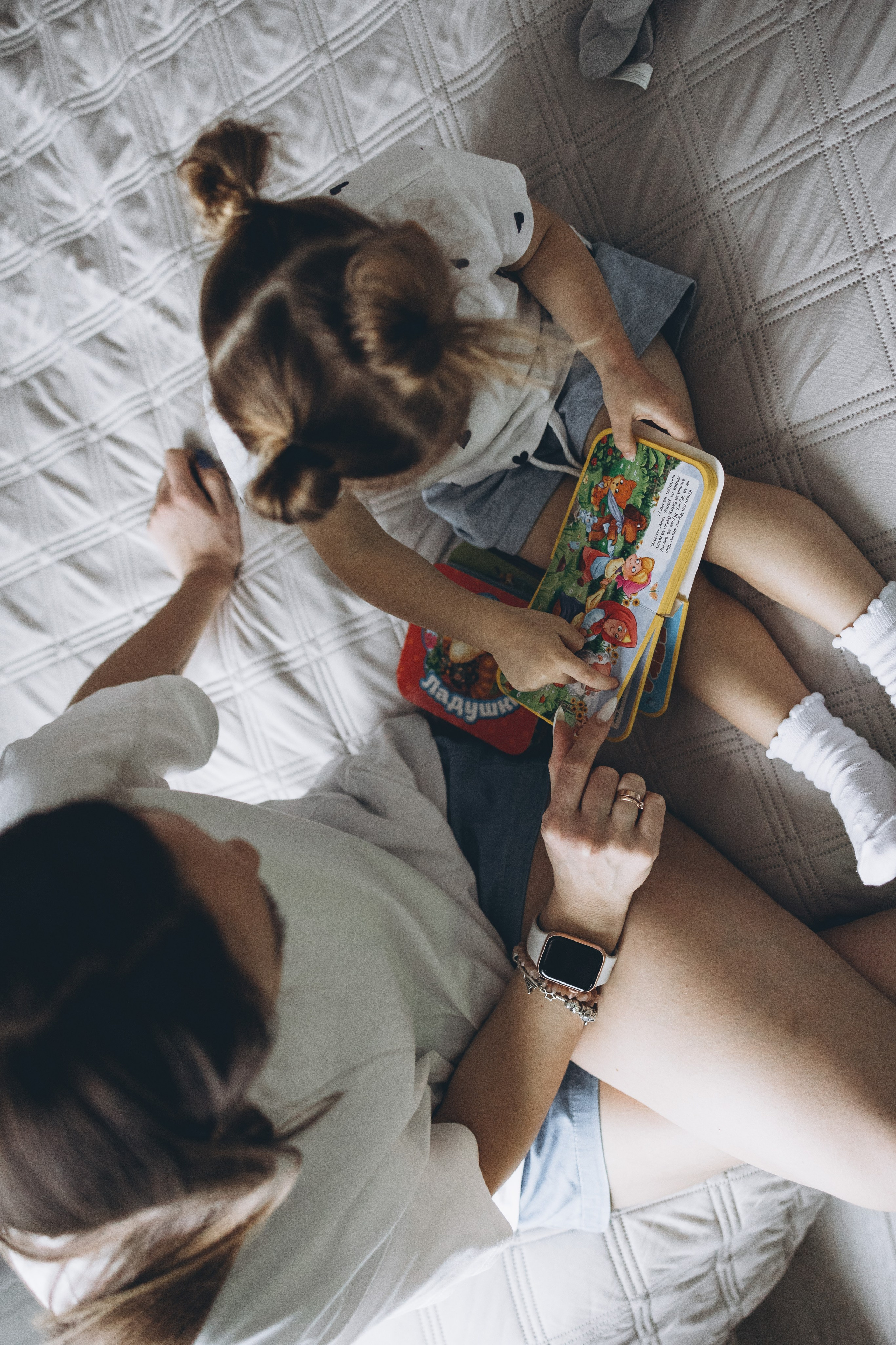 Арина и Николь. Семейный фотограф в Москве Виктория Ястребинская