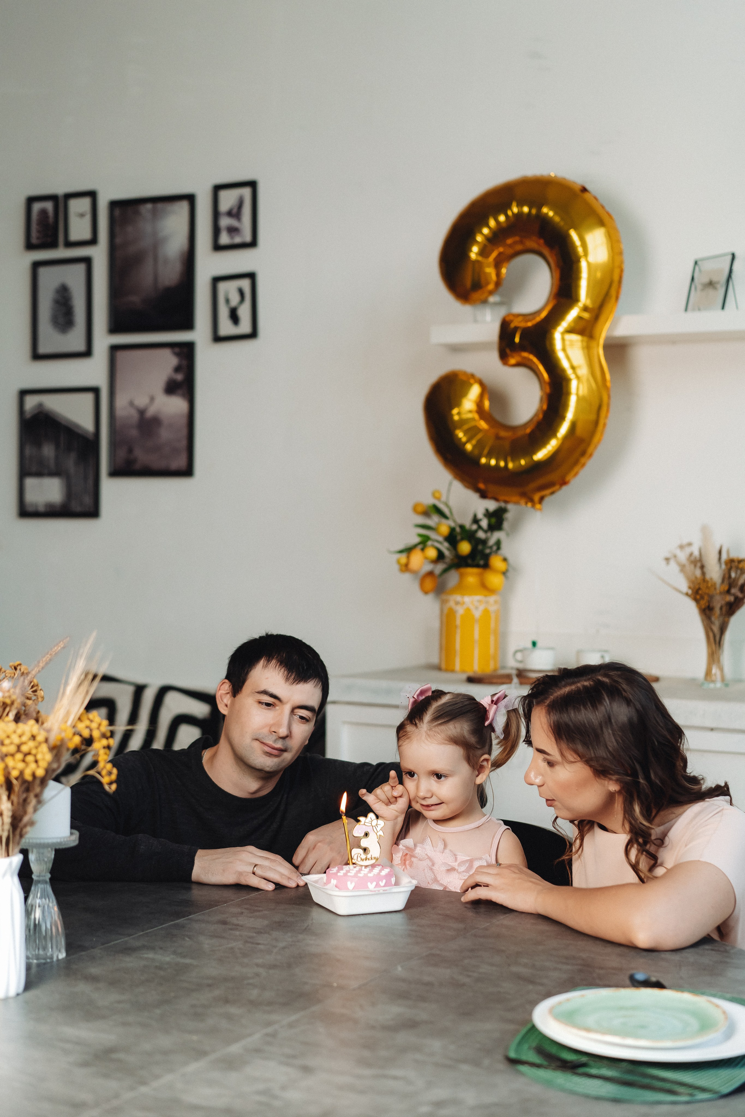 ДР в большой студии. Семейный и контент фотограф в Красноярске Власова Екатерина