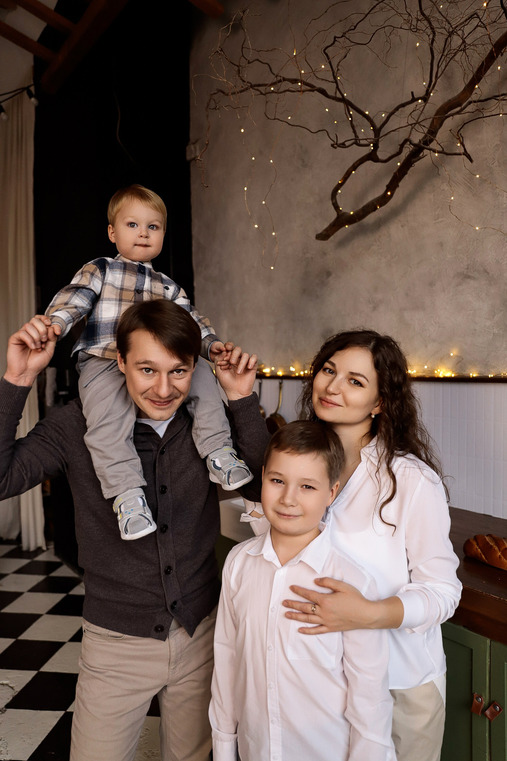 Елена, Василий, Евгений и Матвей. Семейный фотограф в Екатеринбурге и Красноуфимске Евгения Лягаева
