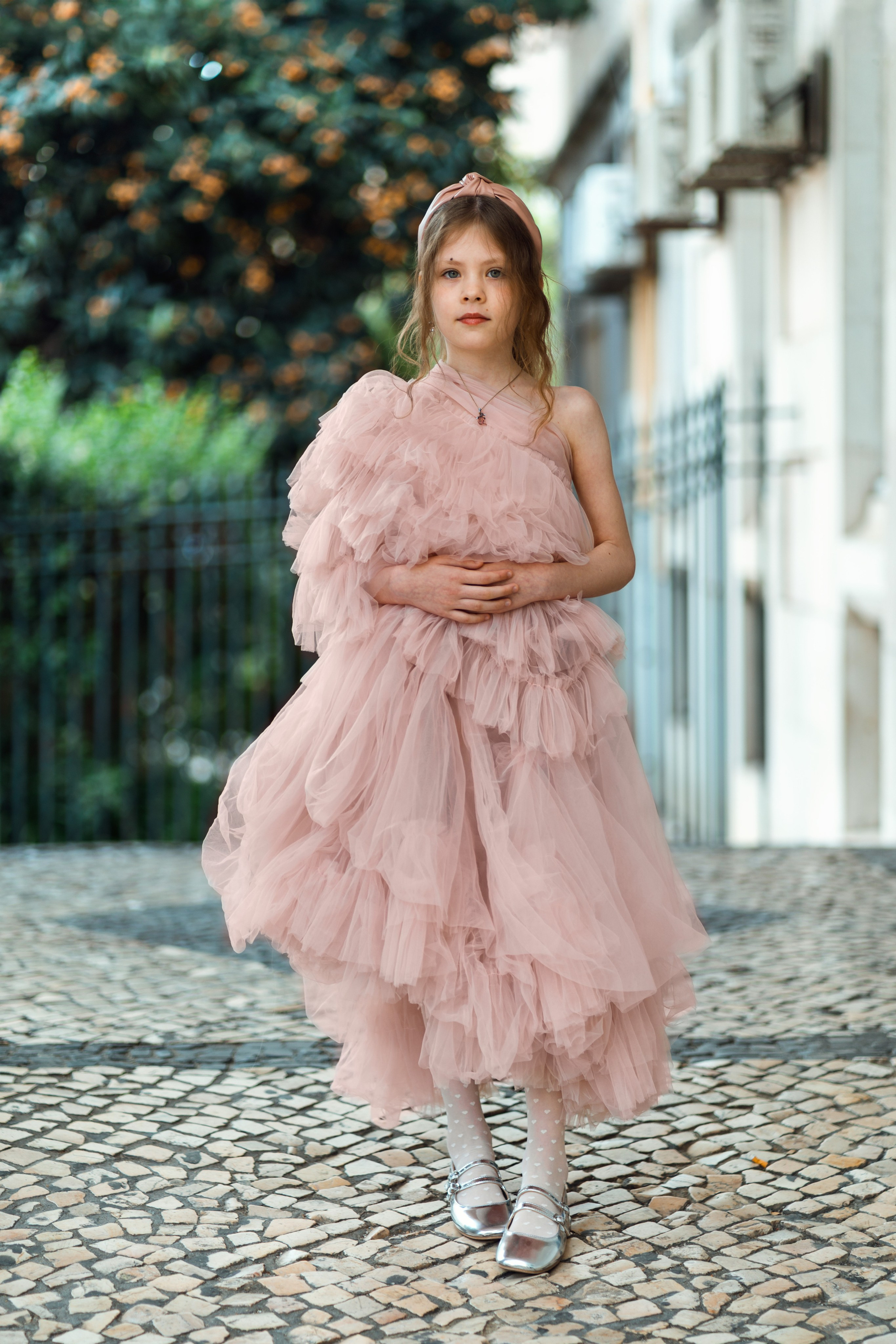 I’m Julia Idamzhapova, a photographer based in Lisbon, creating natural and timeless images