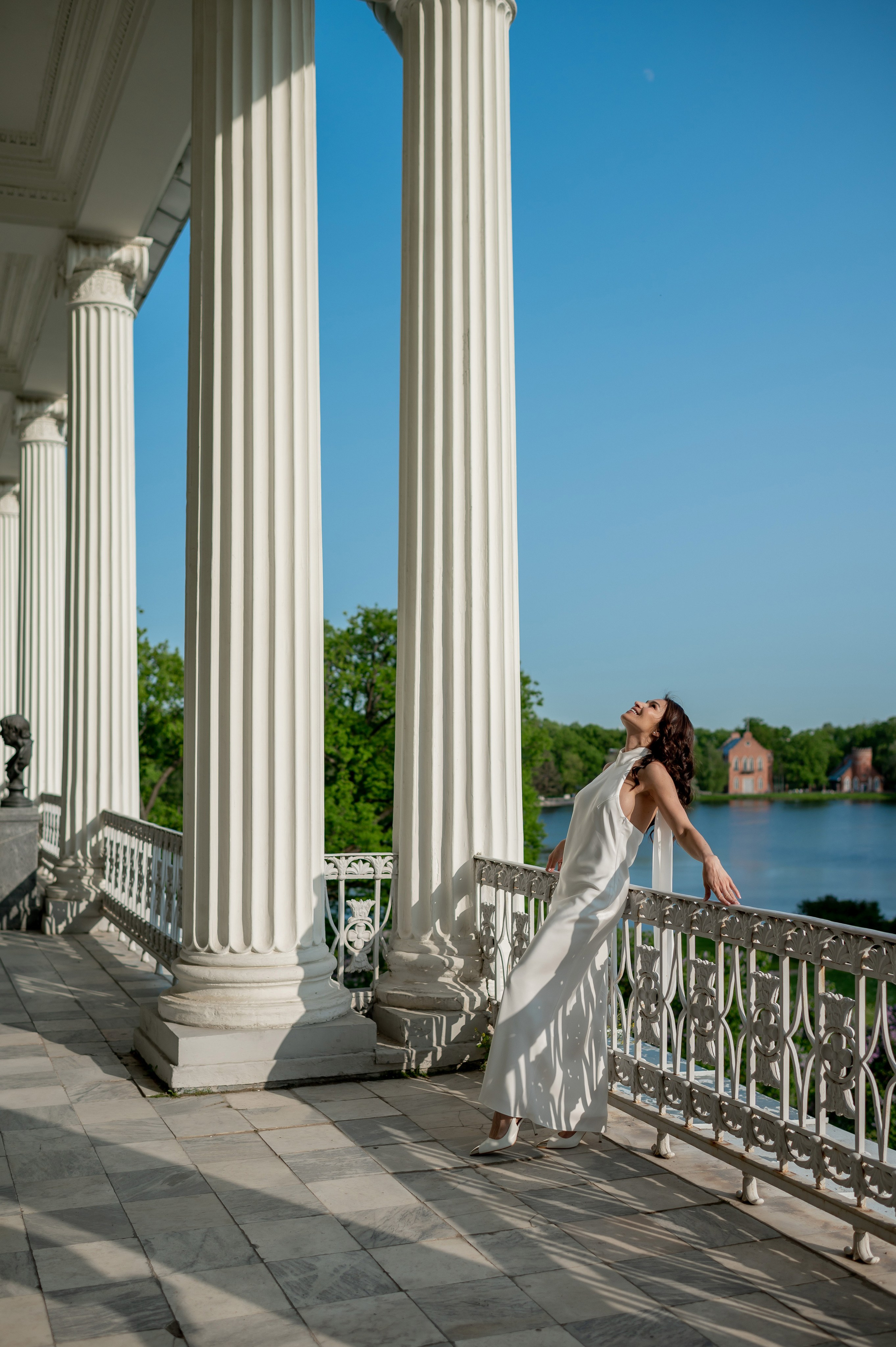 Алина и Алексей (прогулка на кабриолете, Академия Художеств, Екатерининский парк в Пушкине). Портретный, семейный и свадебный фотограф в Санкт-Петербурге и в Пушкине Ширяев Денис
