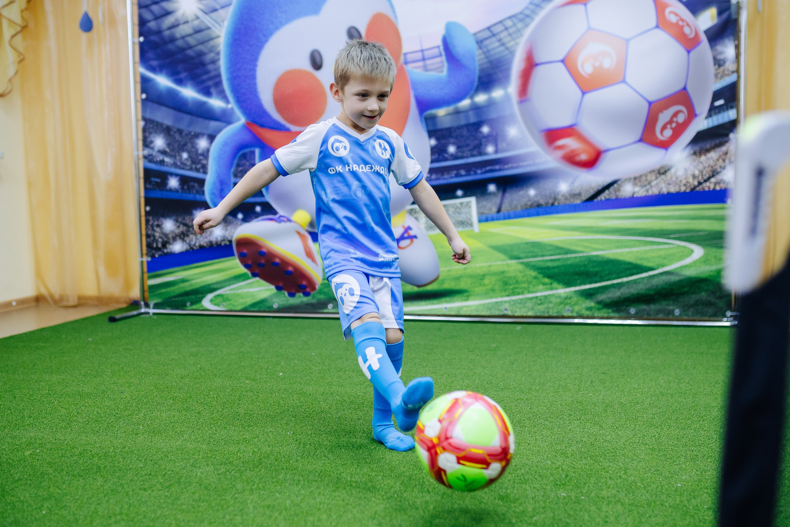 Фотосессия с кубком в детских садах г. Магнитогорска. Денис Прохоров Фотограф в г. Магнитогорск