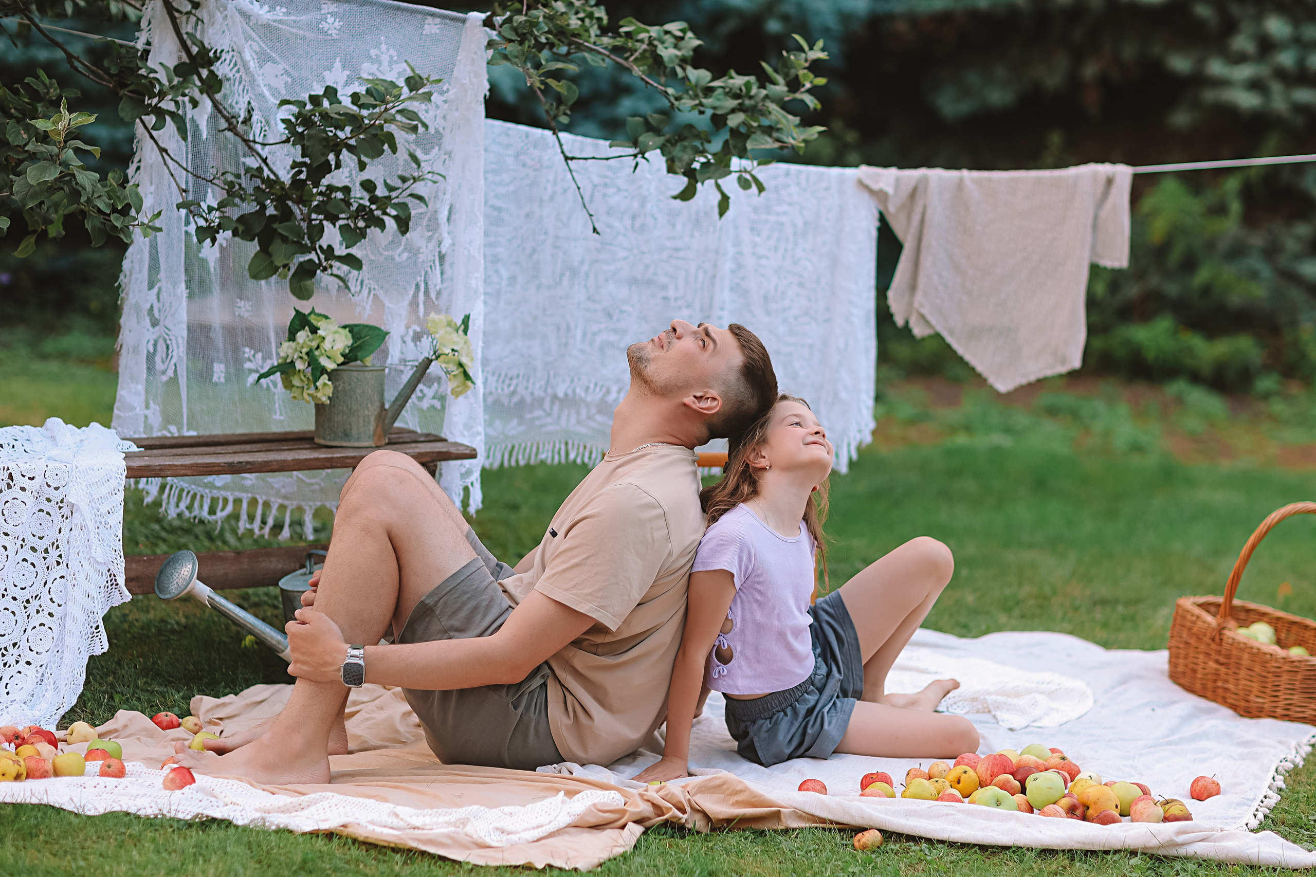Яблоки. Семейный фотограф Тюмень, фотограф на роды Салмина Мария