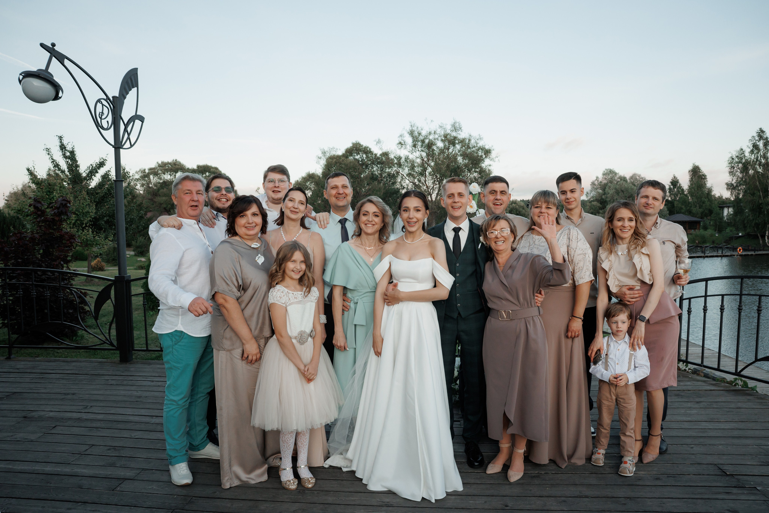 Регистрация в отеле Fish Point, ЗАГС Бутово, прогулка в Остафьево. Свадебный и репортажный фотограф (Москва, Королев и другие)