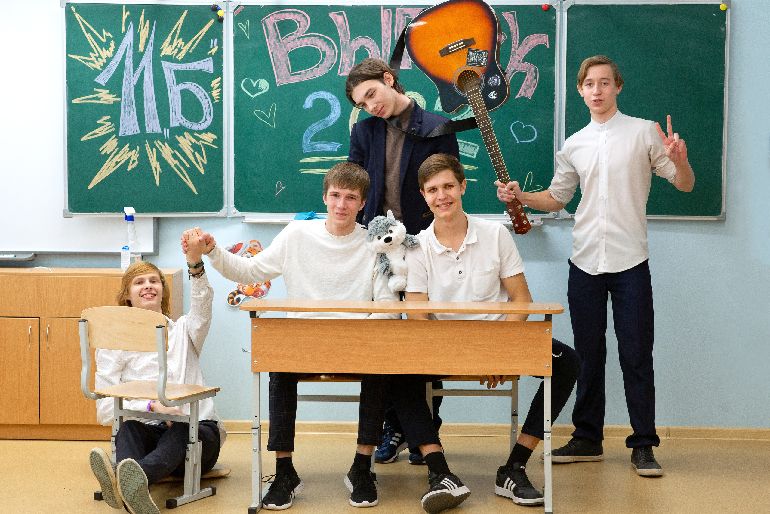 Коллажи 9-11 класс. Школьные фотоальбомы, фотосессии, шаблоны фотокниг, школьный фотограф