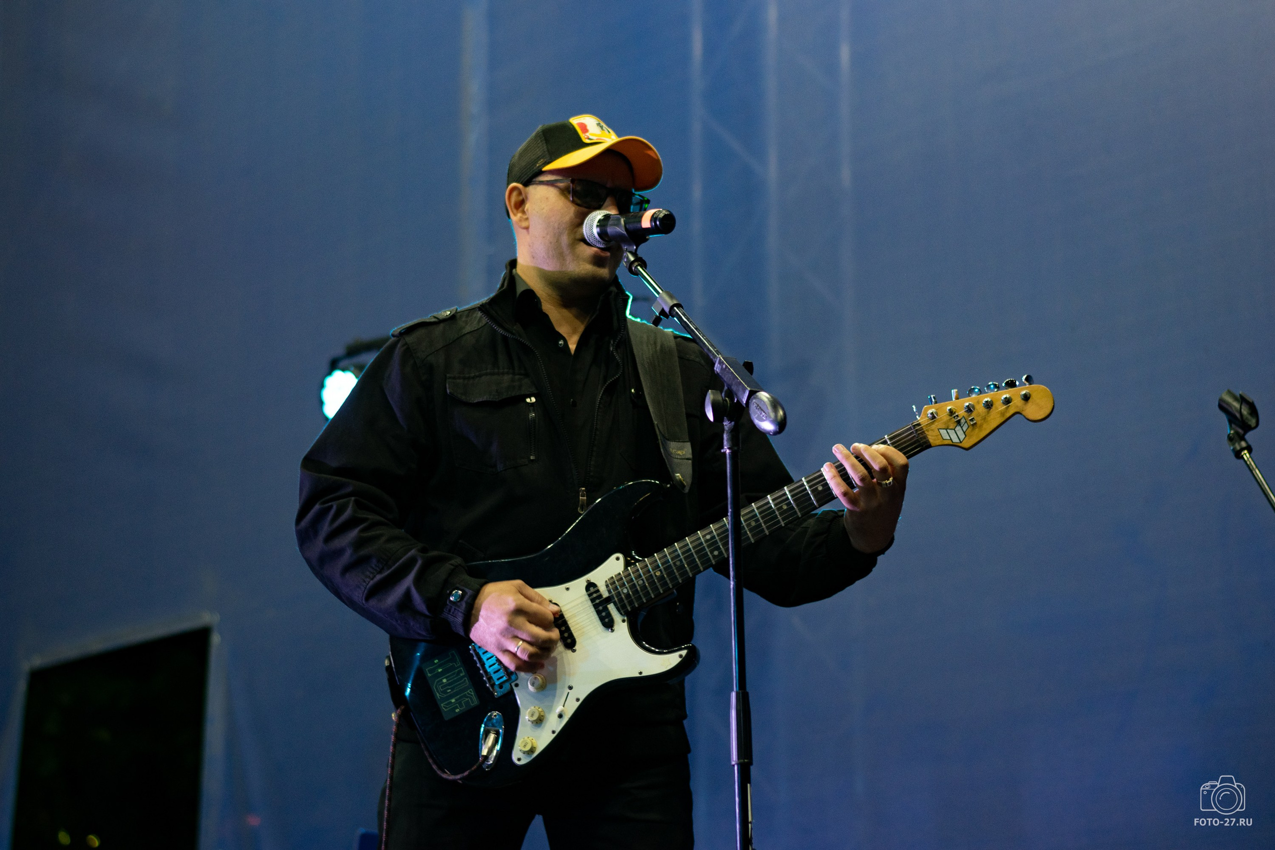 Антон Курдюмов фотограф в Хабаровске Рина Курдюмова фото27 foto27 Антон Дорофеев репортажный репортаж документалист Тони и Рина фотосоздатели Международный фестиваль Рок в защиту животных Хабаровск