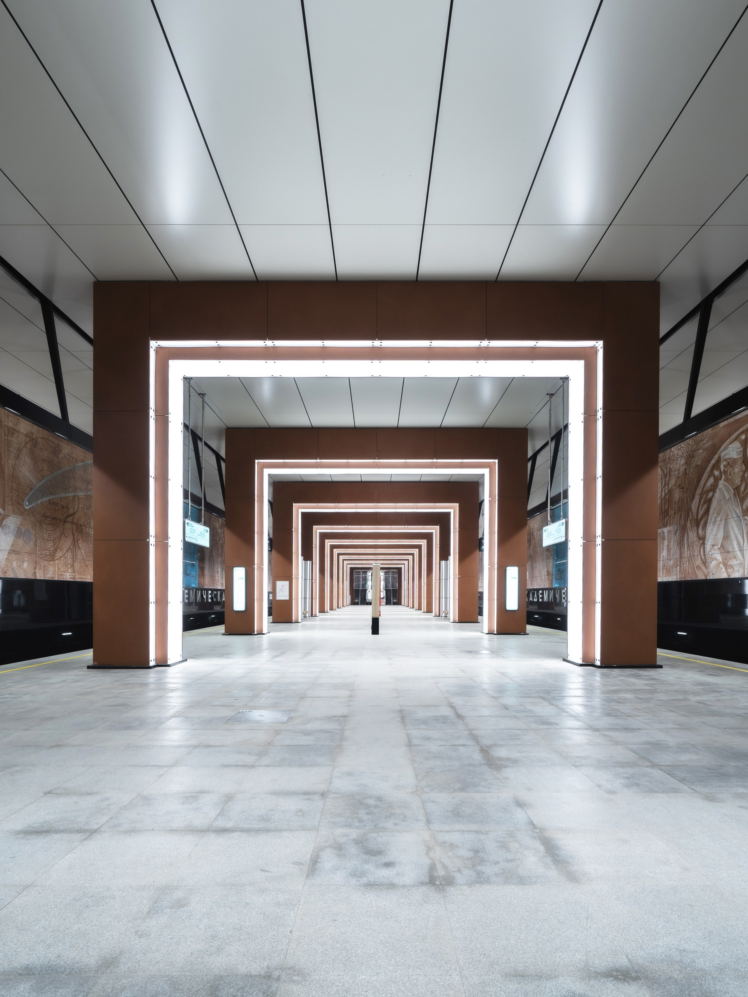 Московский метрополитен. Эд Тихонов. Городской фотограф