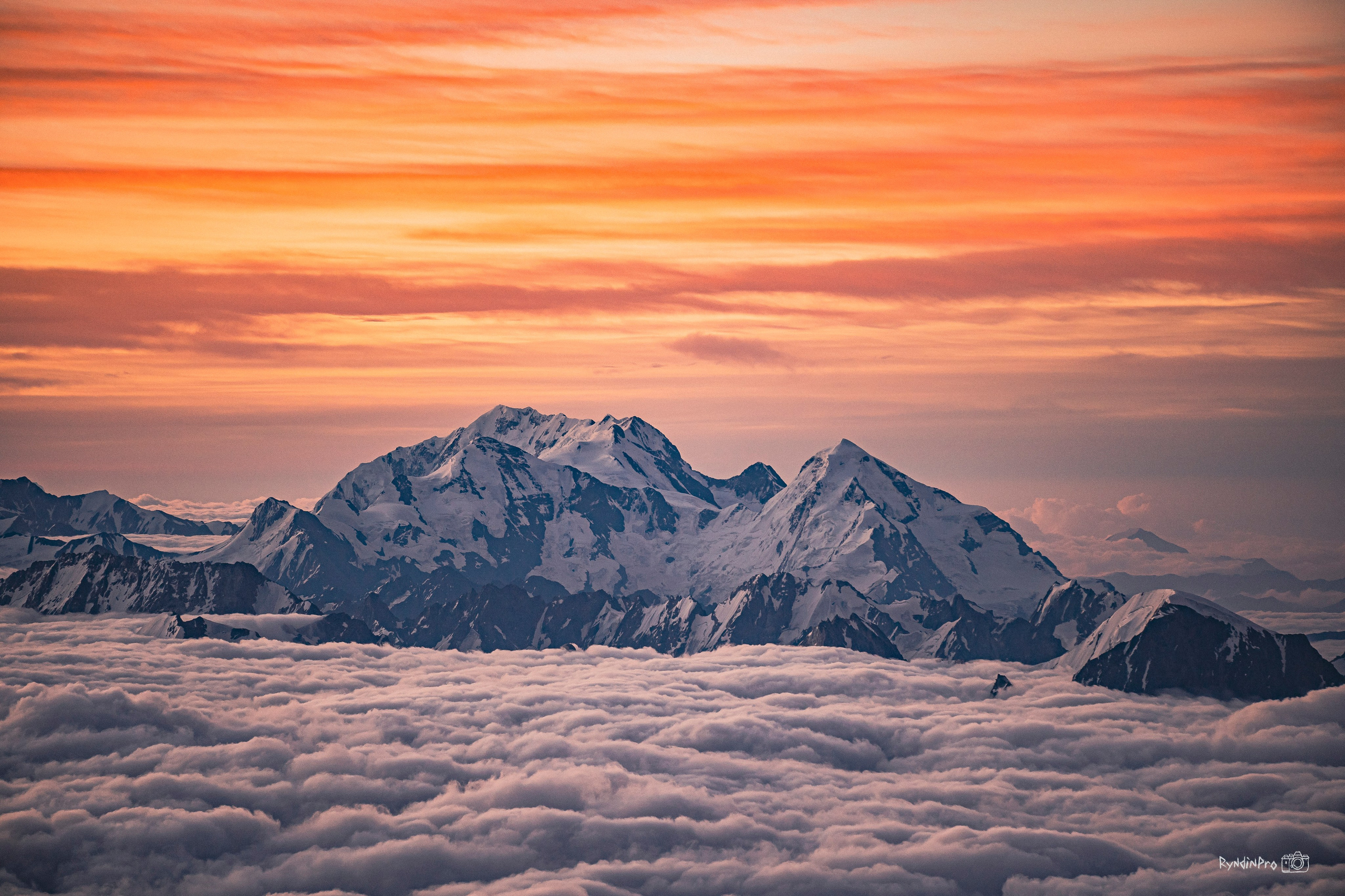Восхождение на Эльбрус 26 августа 2023 Стремление. Репортажный фотограф в Краснодаре Рындин Дмитрий