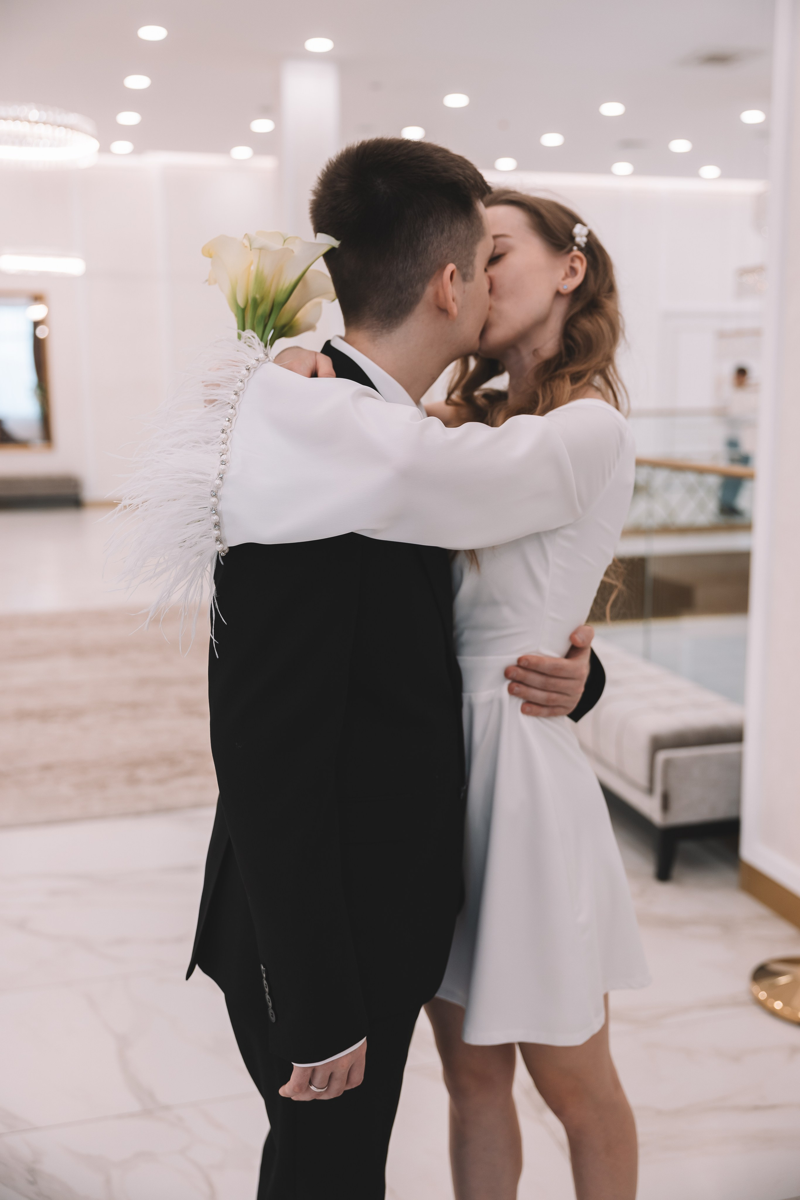 Свадебная фотосессия в Усадьбе Остафьево. Свадебный фотограф в Москве — Оскар Гелманов