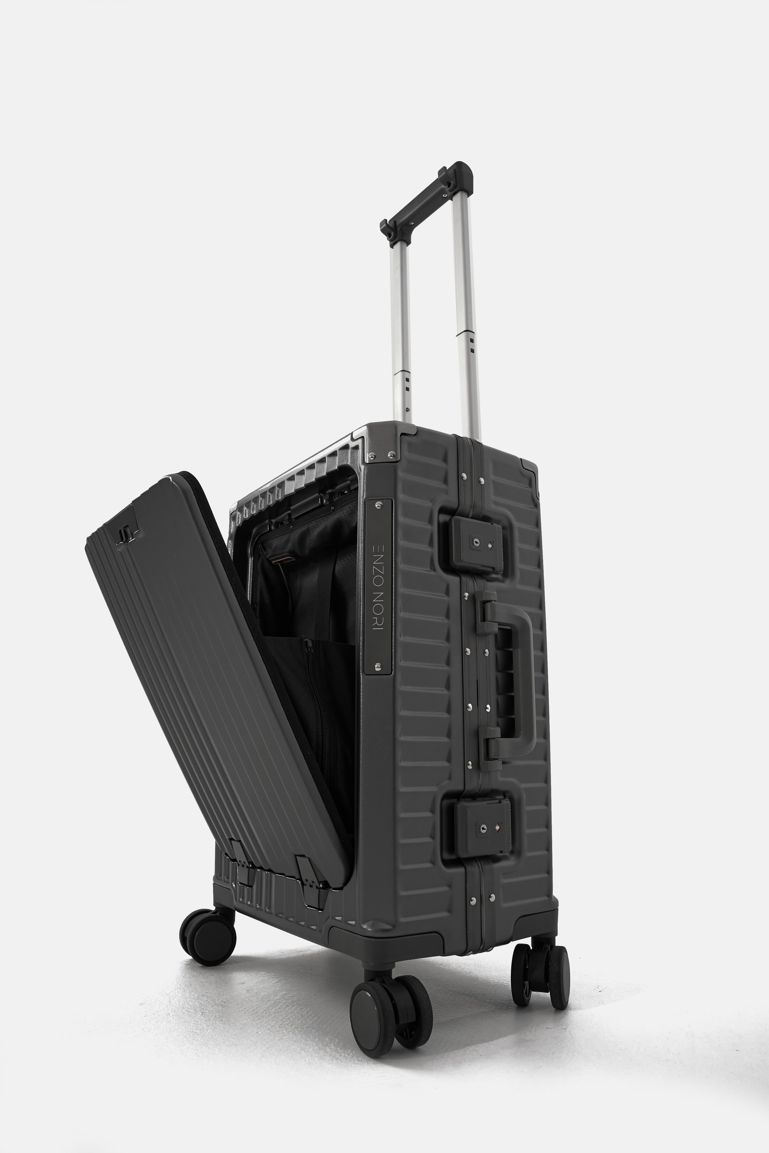 BOMOND. Портретный фотограф в Павлодаре Руслан Насыров