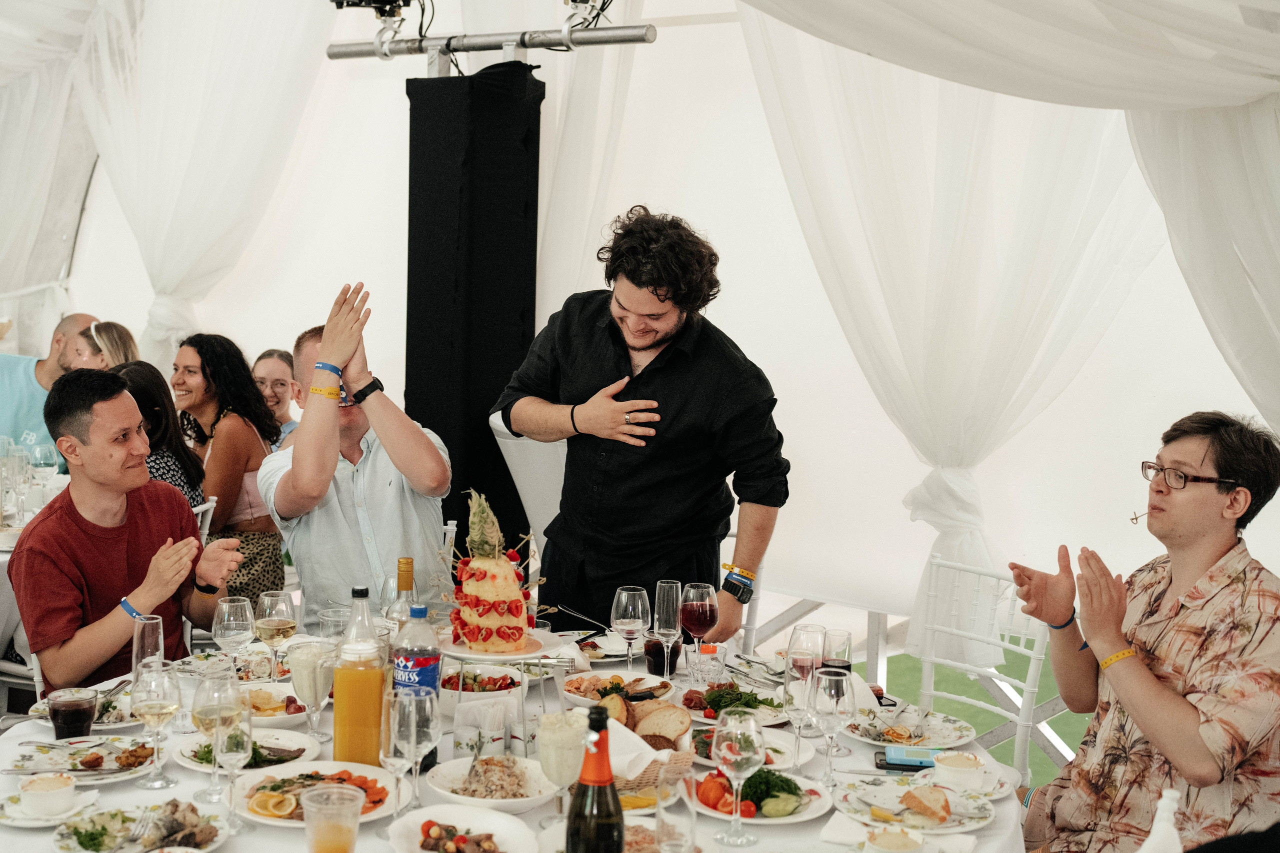 Бери заряд. Свадебный фотограф Москва Александра Аверкова