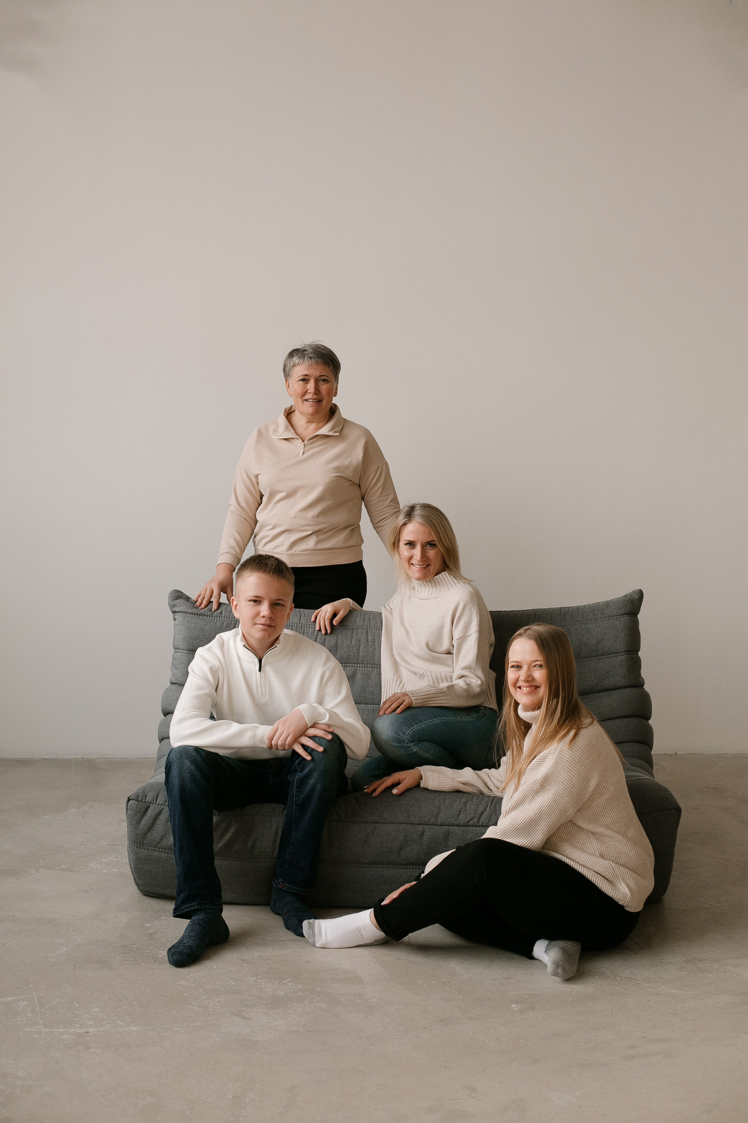 Большая семья Веры. Свадебный, семейный и детский фотограф в г. Абакан респ. Хакасия Любов