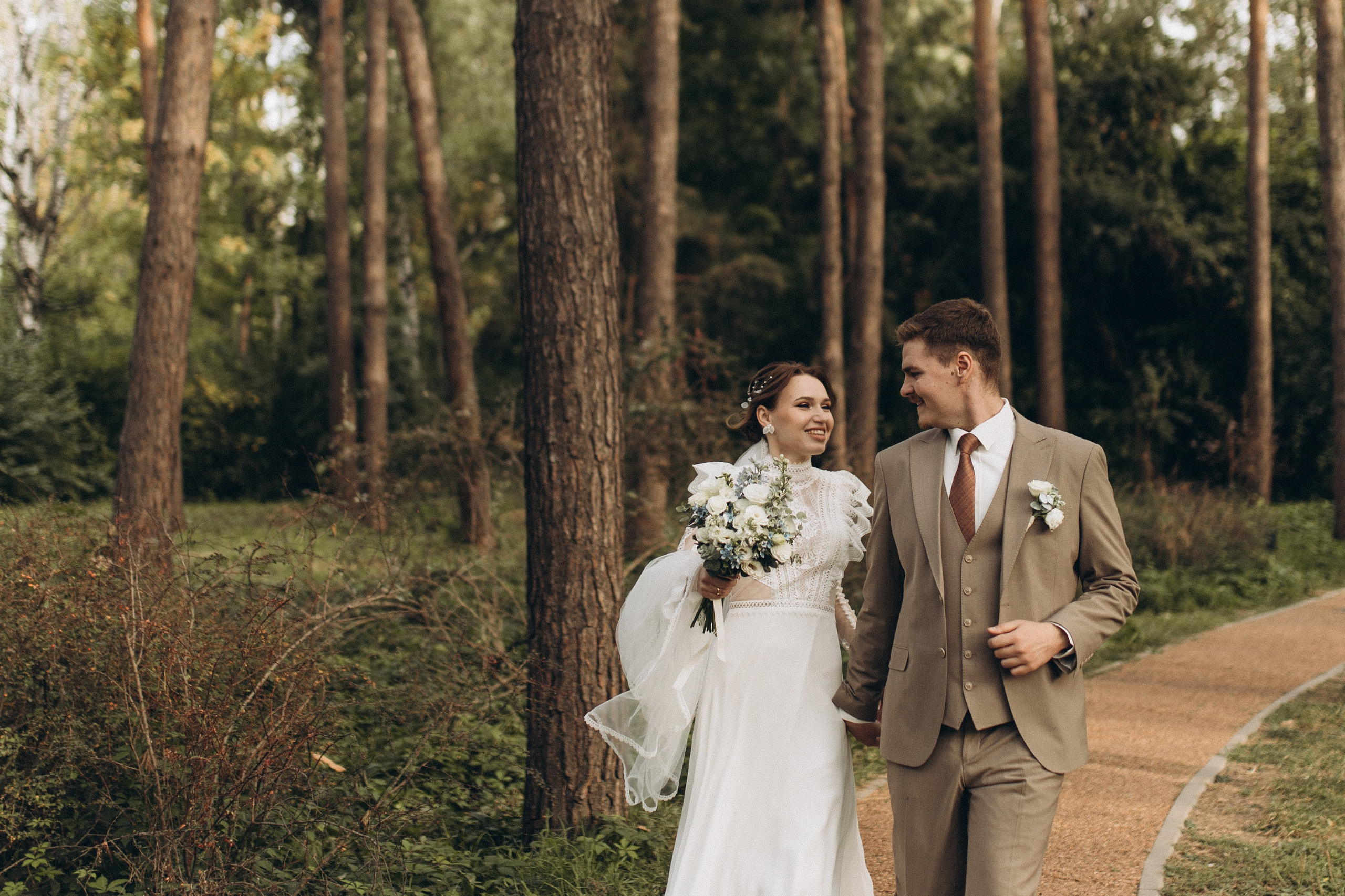 Wedding. Свадебный и семейный фотограф в Алматы Laura Dosmann