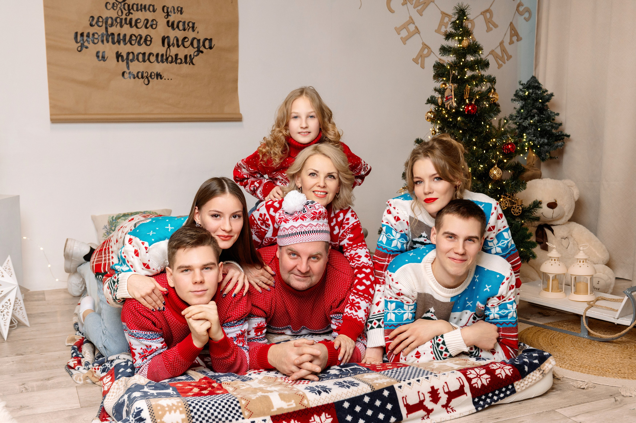 Семья Александриных и Аржанниковых 2025. Семейный, свадебный, школьный фотограф в Железногорске Целуев Андрей