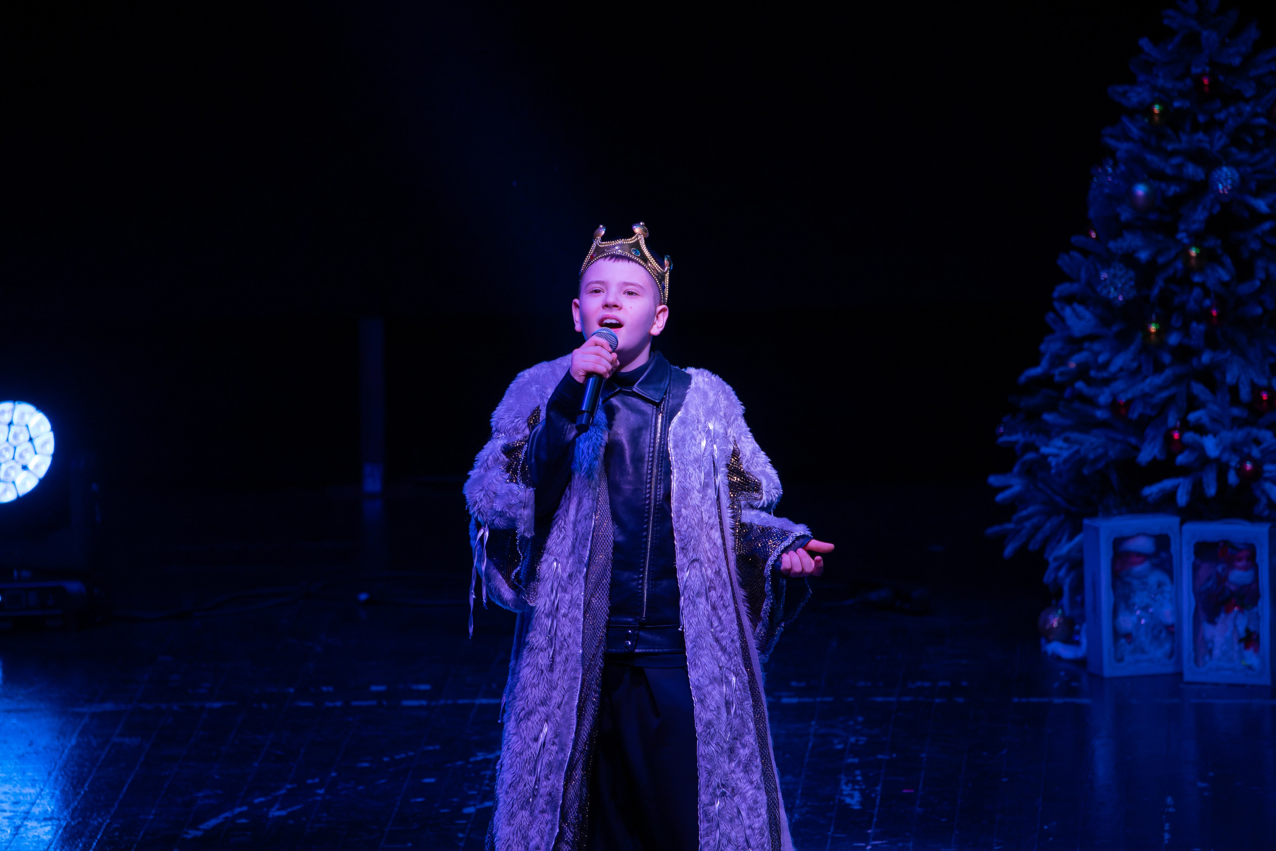 Съёмка новогодних праздников, елки для детей и родителей. «Студия DRONAVT`s» — видеосъёмка и фотография г. Москва