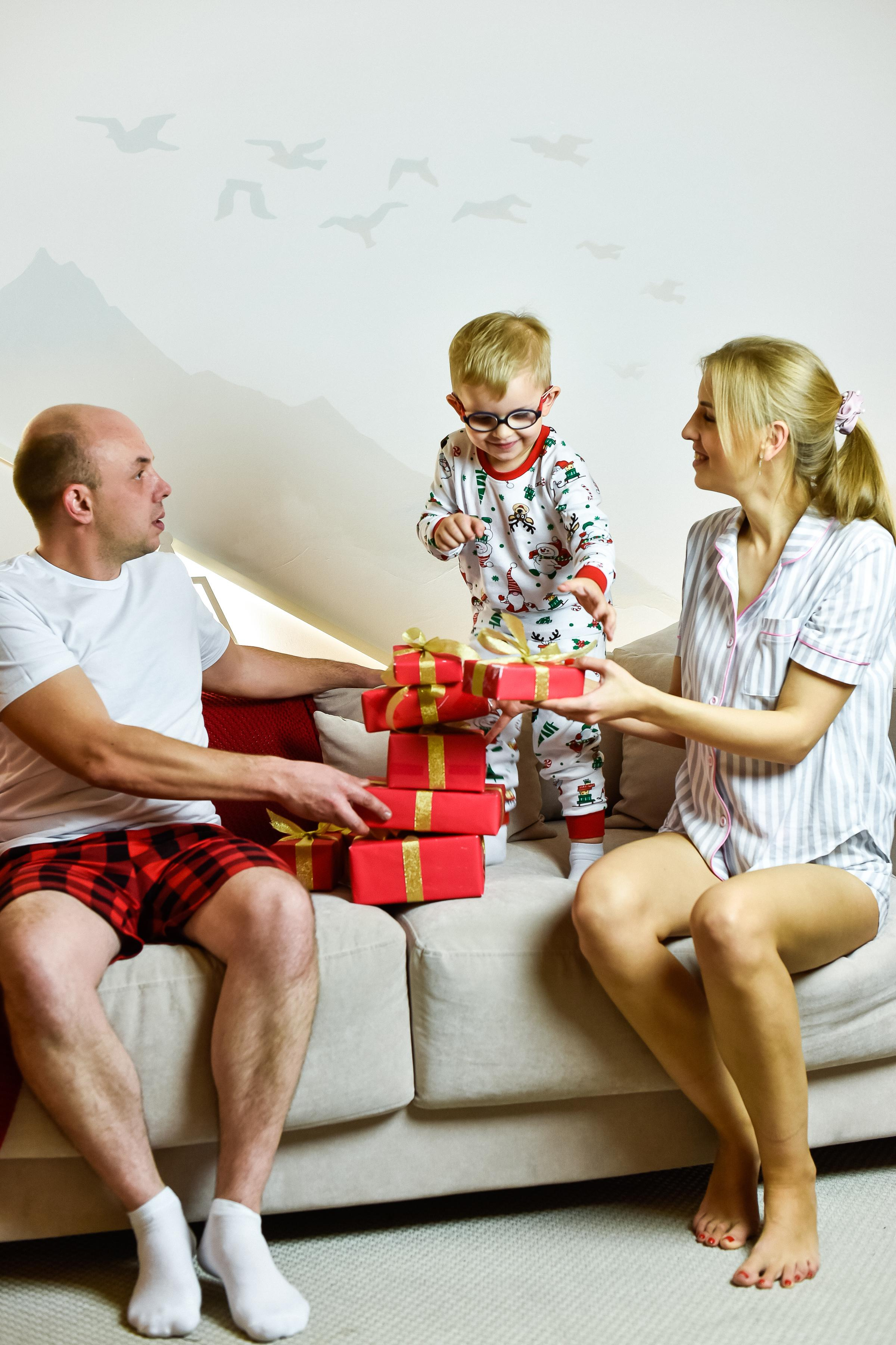 Счастливы вместе (Семья Анечки)