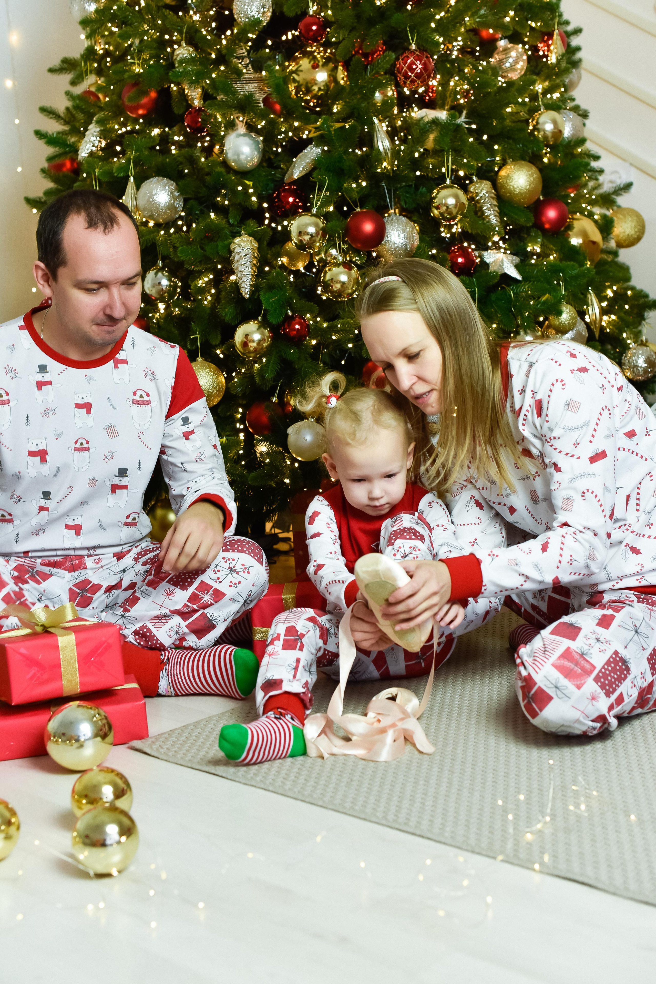 Счастливы вместе (Семья Людмилы, Миры и Наиля)