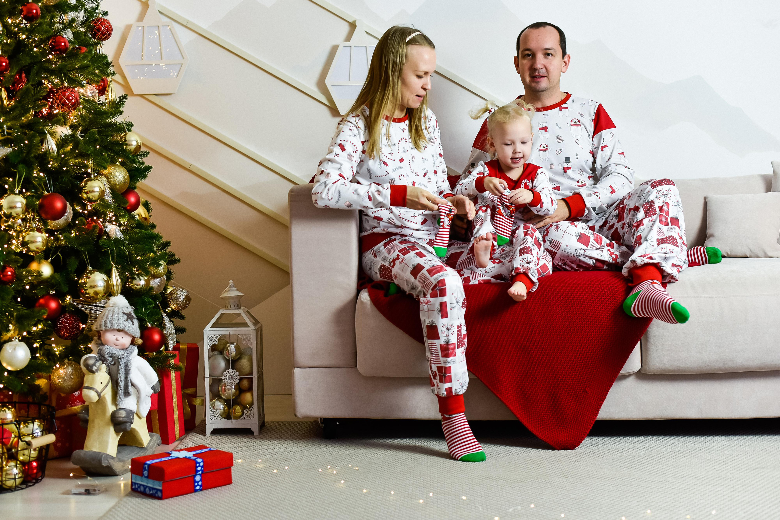 Счастливы вместе (Семья Людмилы, Миры и Наиля)