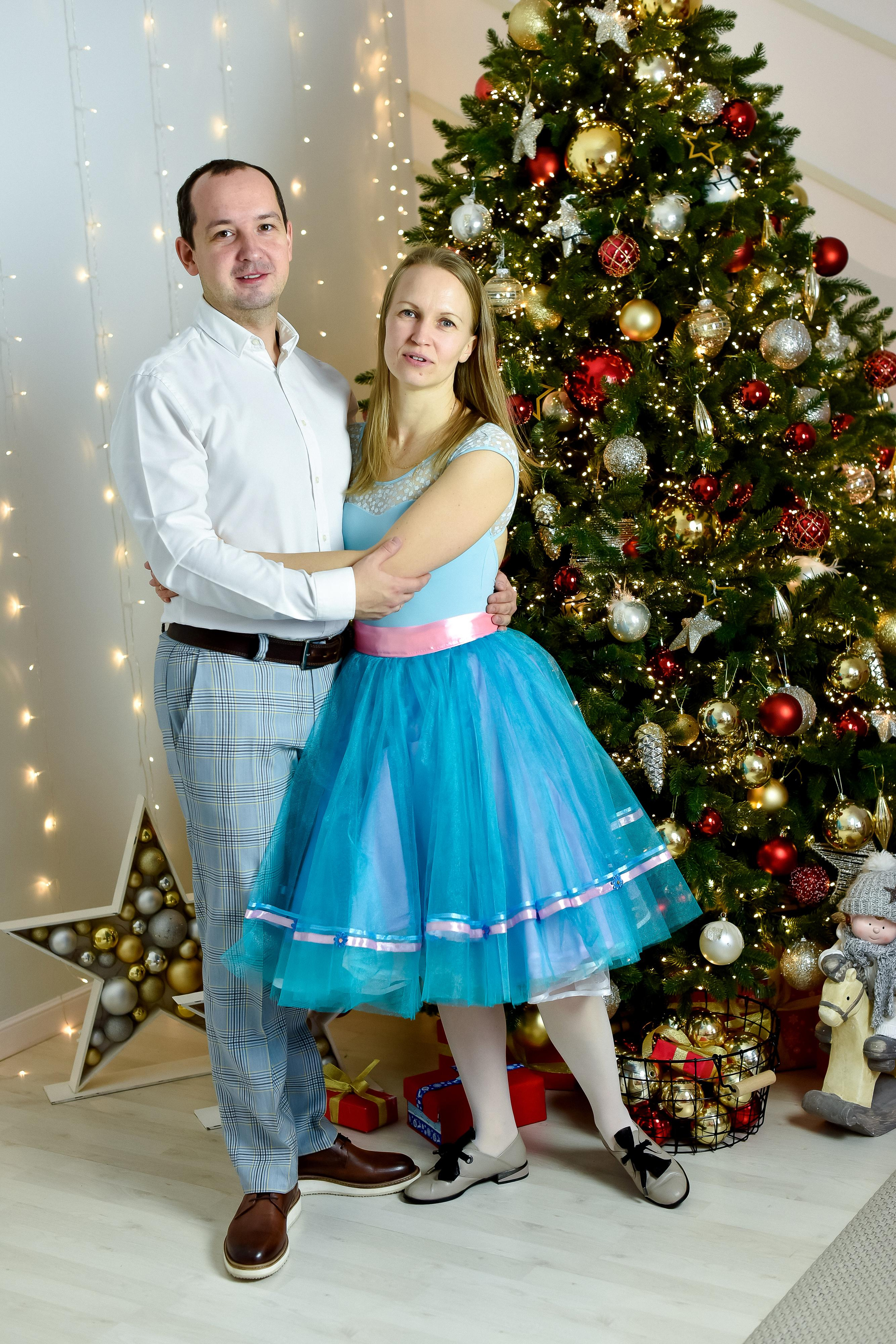 Счастливы вместе (Семья Людмилы, Миры и Наиля)