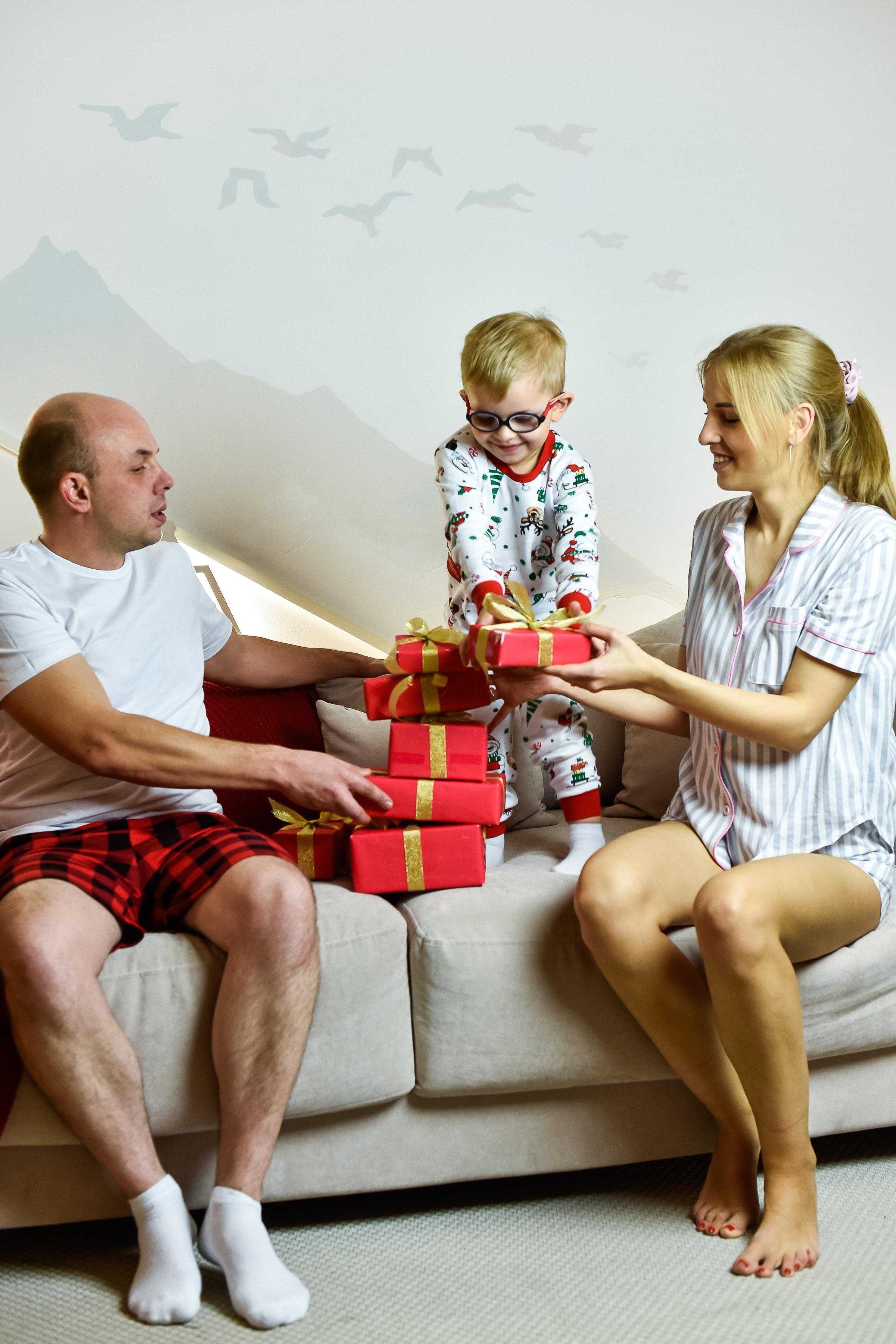 Счастливы вместе (Семья Анечки)