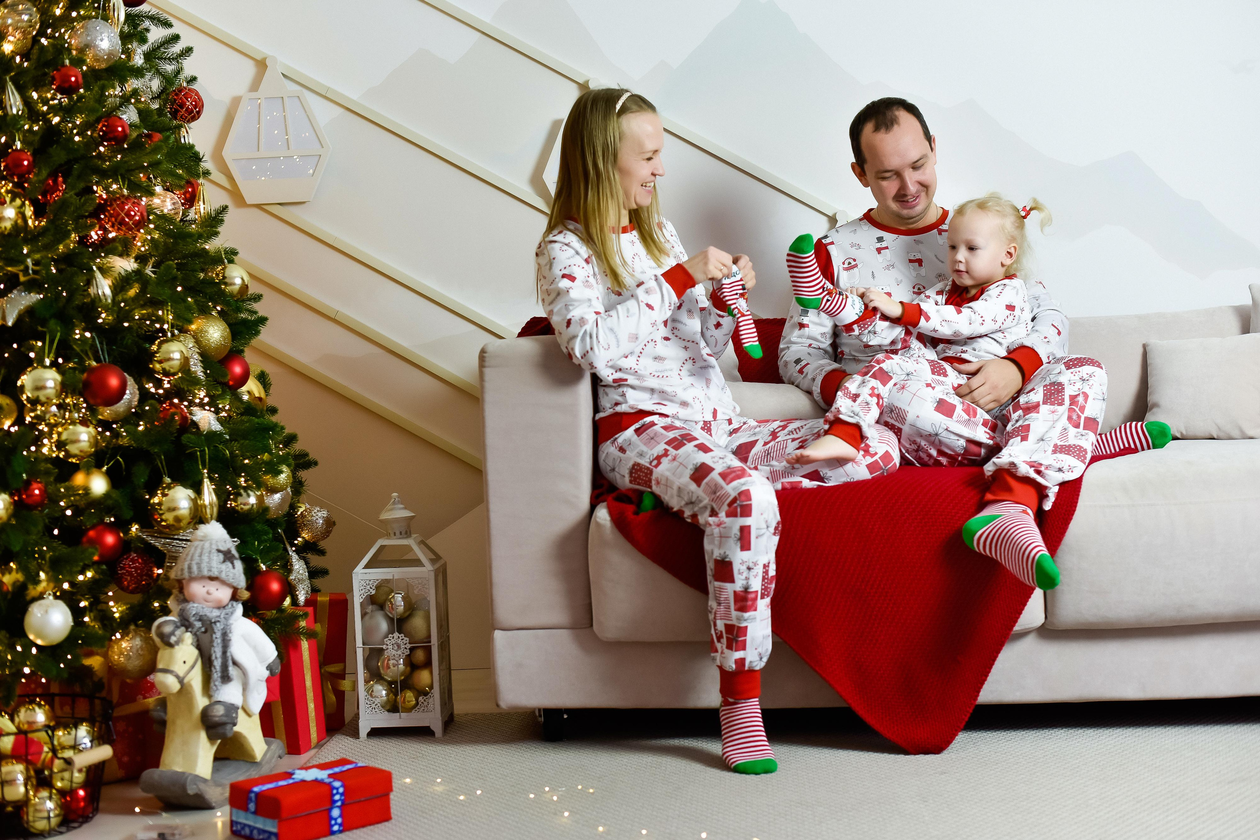 Счастливы вместе (Семья Людмилы, Миры и Наиля)