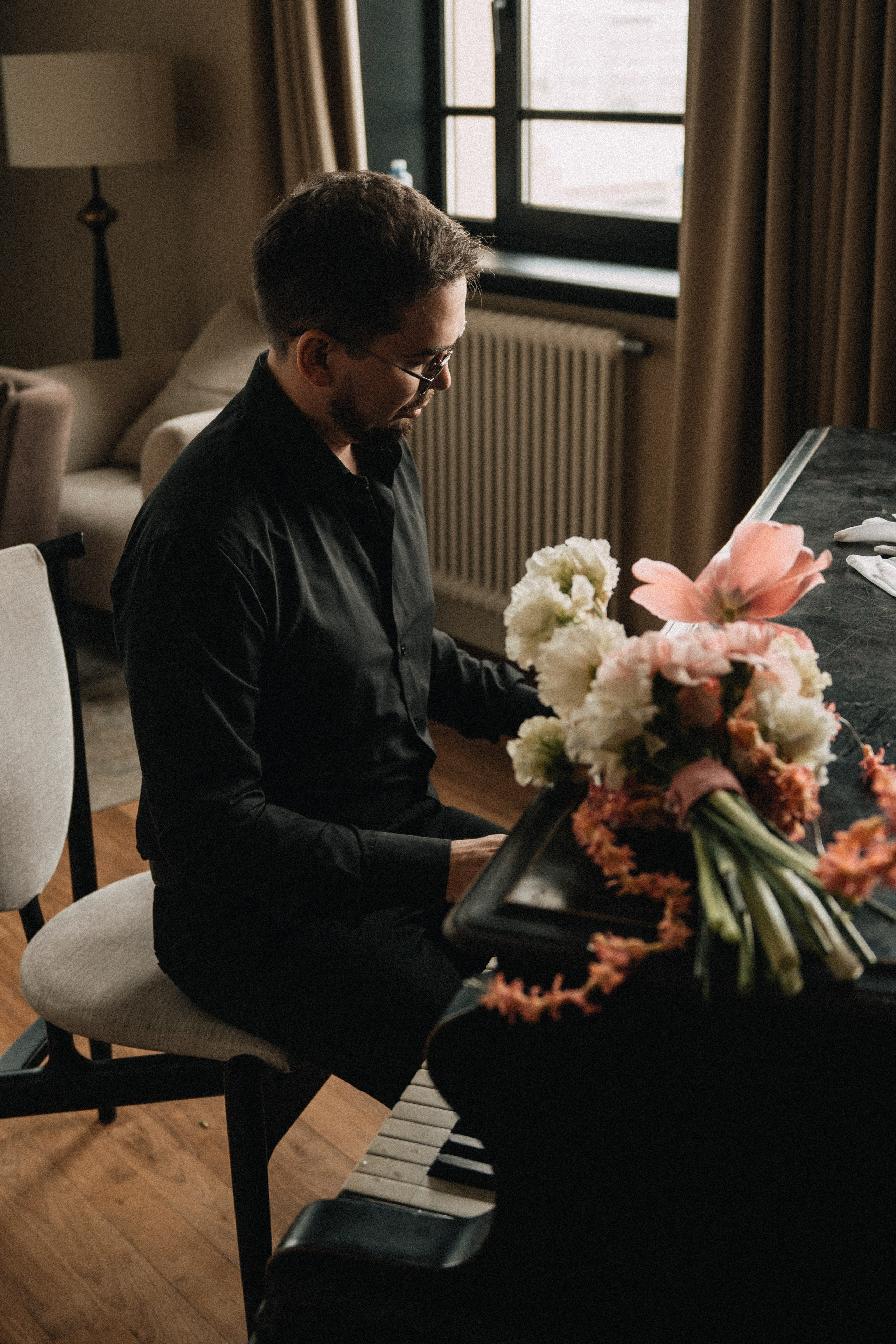 Свадебная фотосессия в Санкт-Петербурге. Утро невесты. особняк Балинского. Федосова Елизавета - свадебный фотограф СПб.