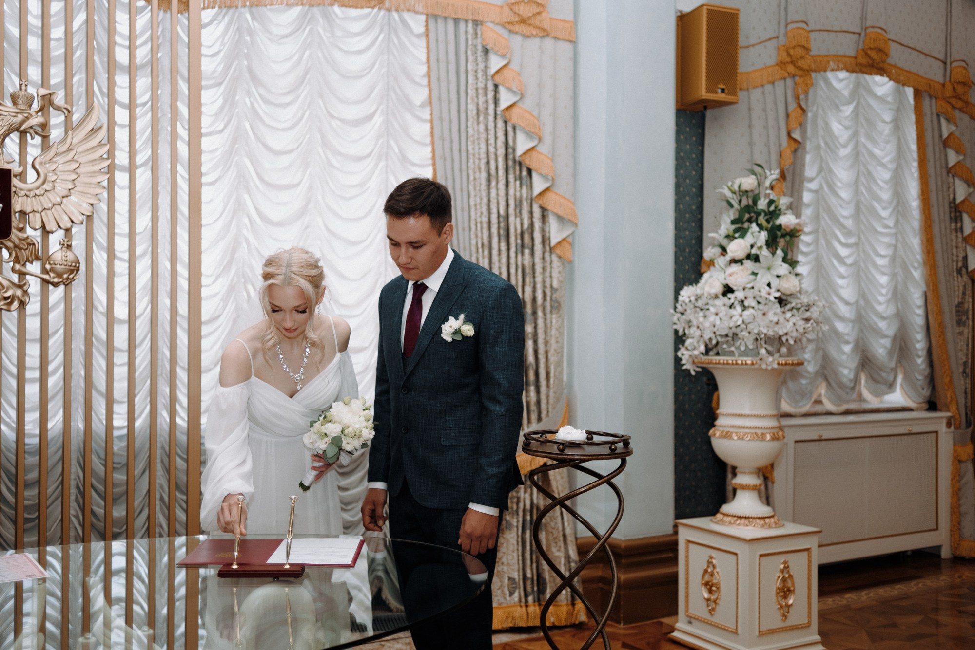 Свадебный фотограф в Тюмени — Фотосессия Тимура и Лизы в городском стиле. Портретный фотограф Тюмень Дарья Мустафина