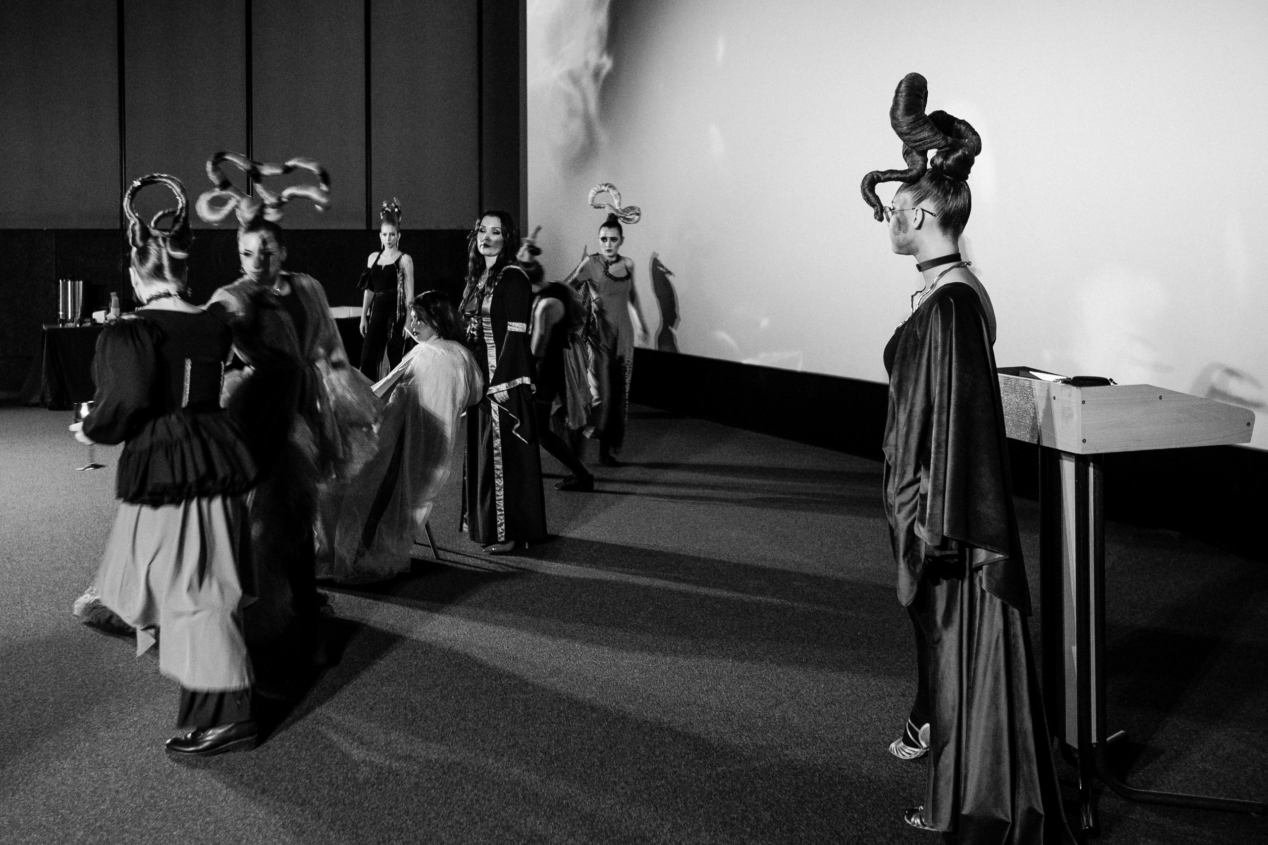 ФЭШН КОНФА. СВОИ. ФОТООТЧЕТЫ-СОБЫТИЯ-МЕСТА