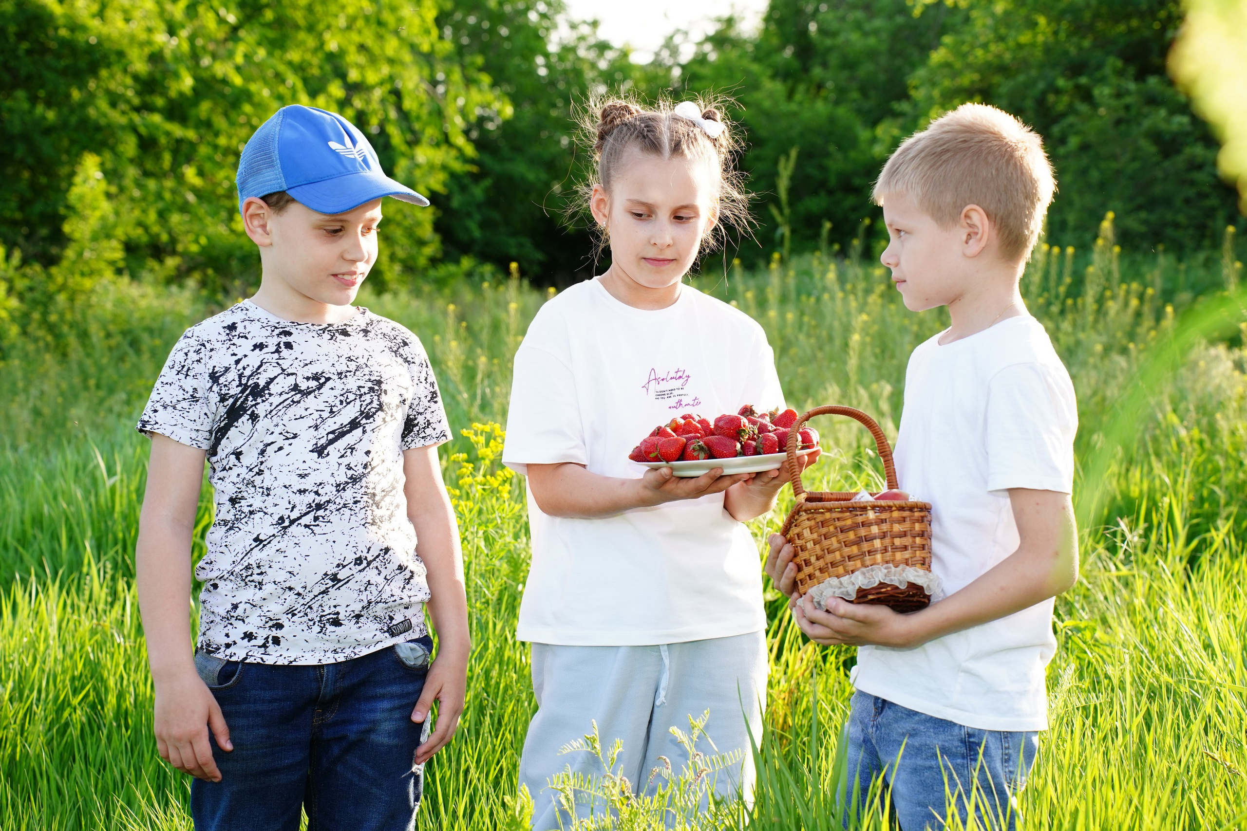 Фотосессия с классом 75 шк 2023. MEMENTO.Выпускные альбомы, школьные, юбилейные и другие книги. Ростов-на-Дону