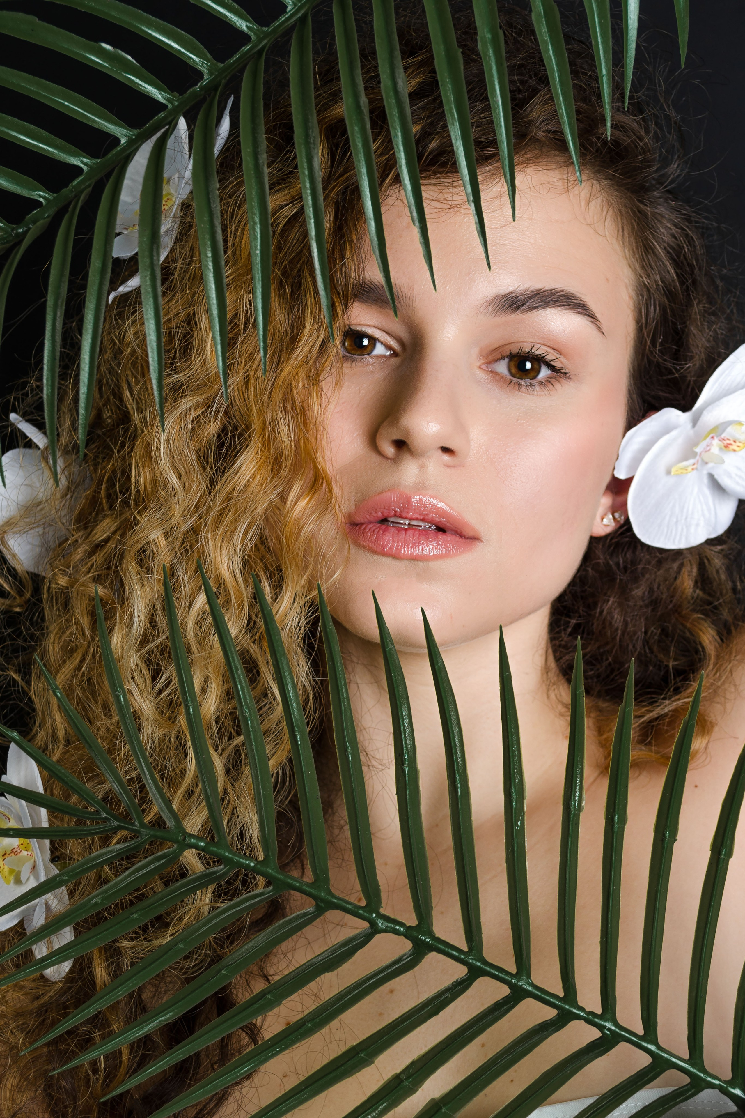 Мария, 44-46 р-р, 170 см. KED Production — продакшн из СПб. Создаём фото, видео и контент, который помогает брендам и селлерам продавать больше