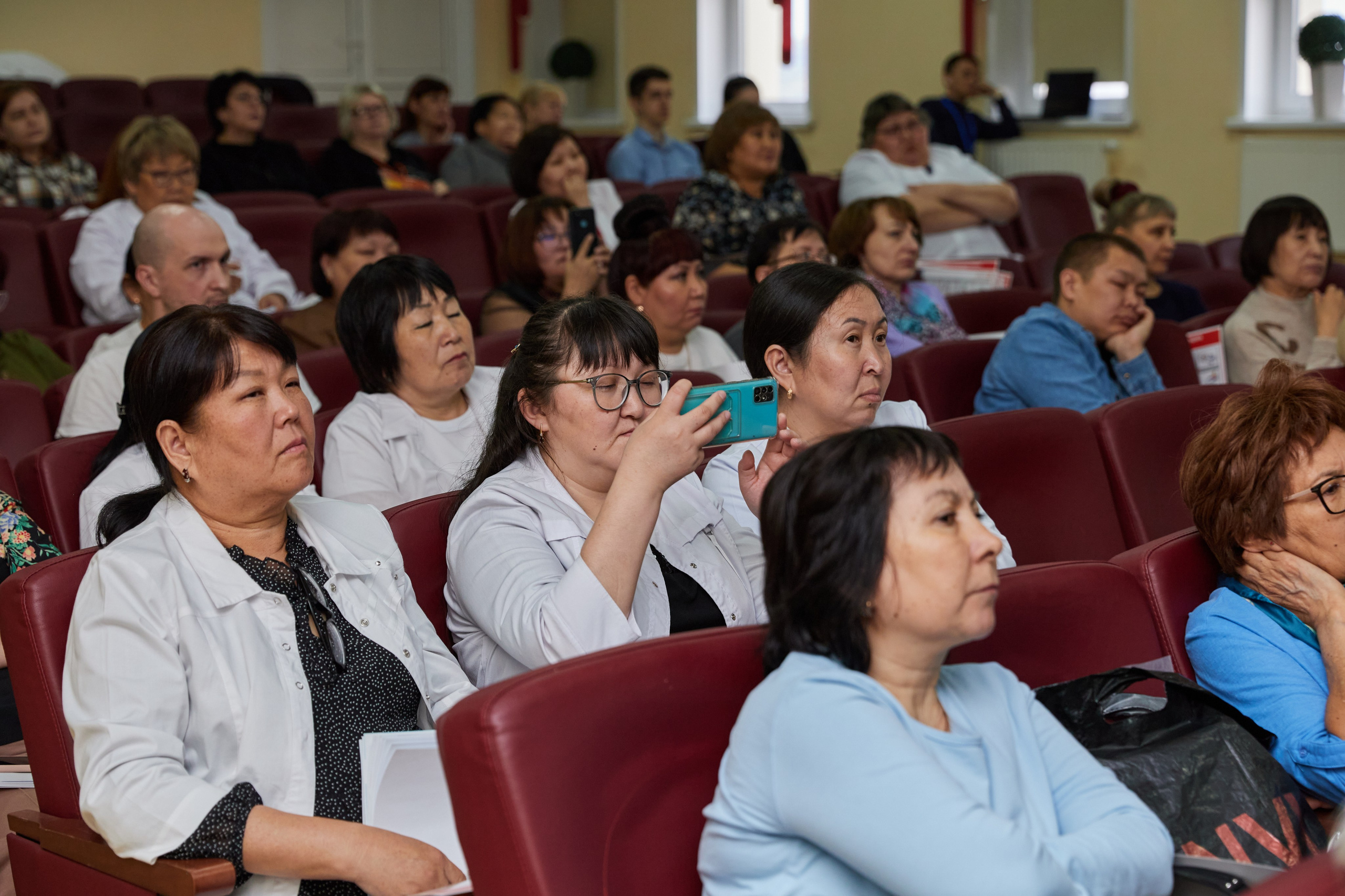 Врачебная конференция. Контент-фотограф в Абакане Наталья Нагибина