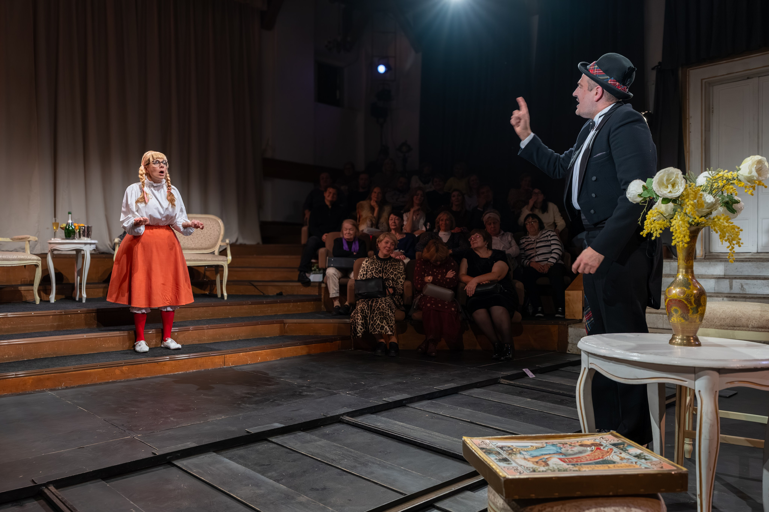 Театр Сфера: Гнездо перелётных птиц (100-й спекталь). Сайт фотографа Сергея Абрамова