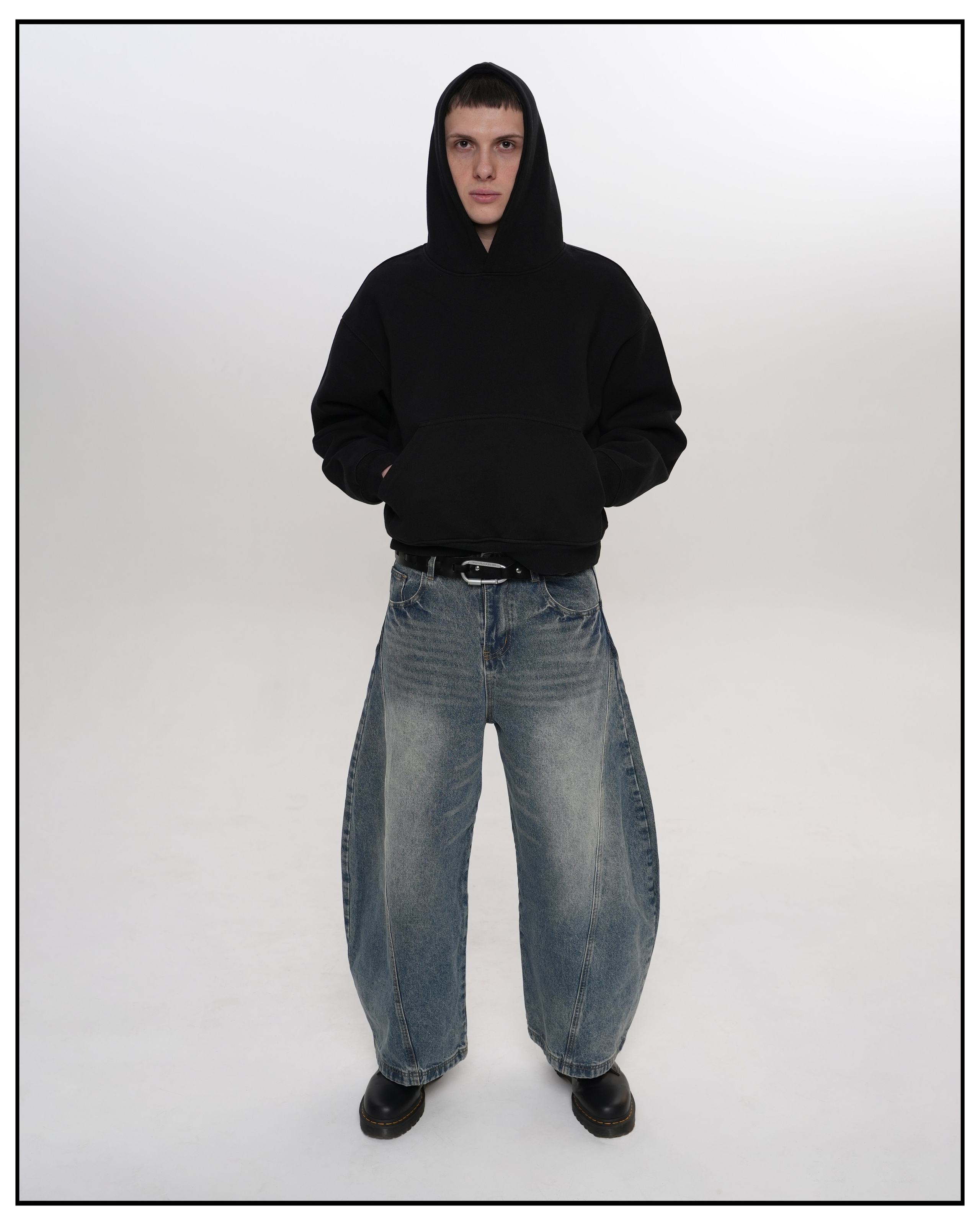 WAYS S'25 spring catalog. ANNA — PHOTOGRAPHER