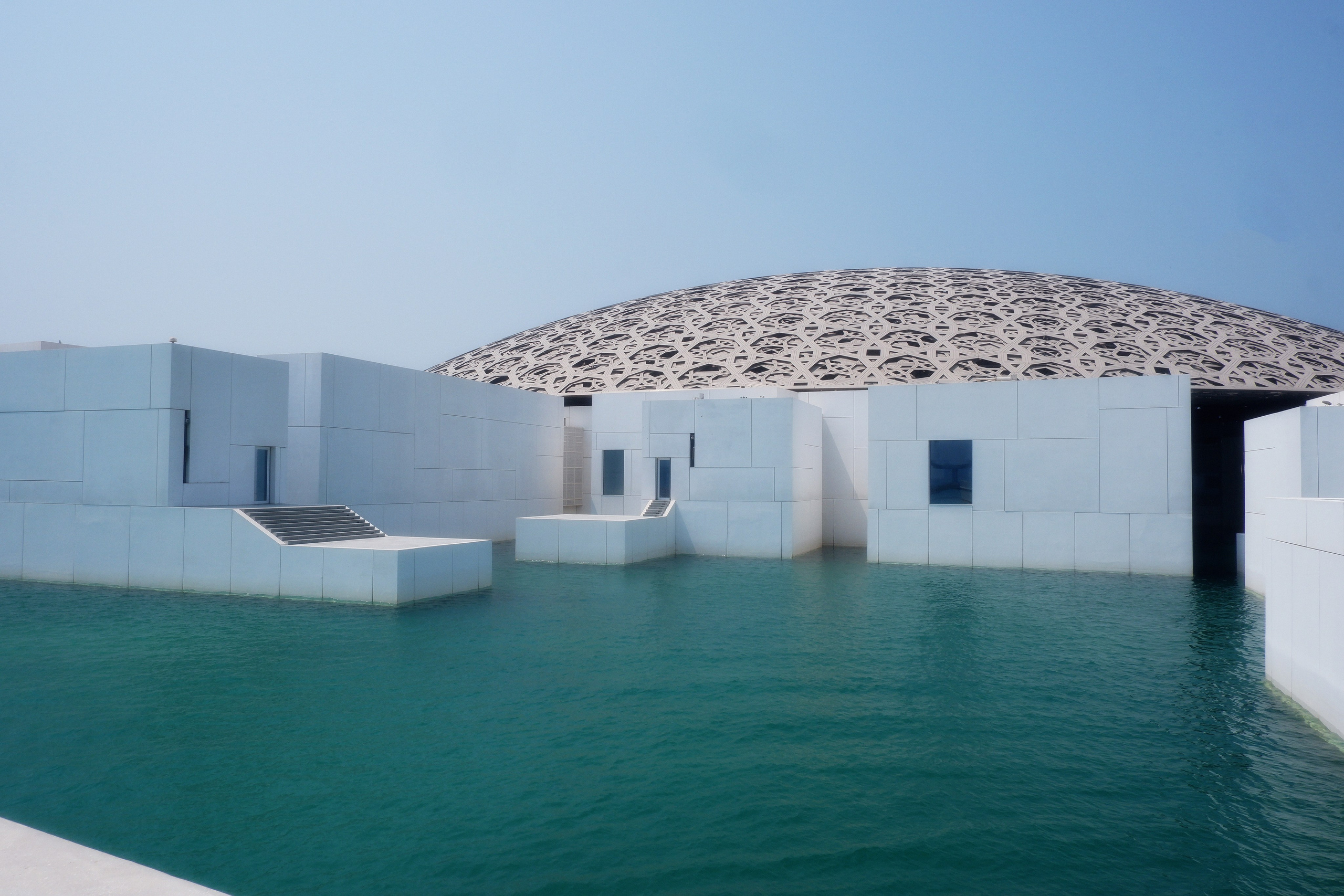 UAE. ANNA — PHOTOGRAPHER