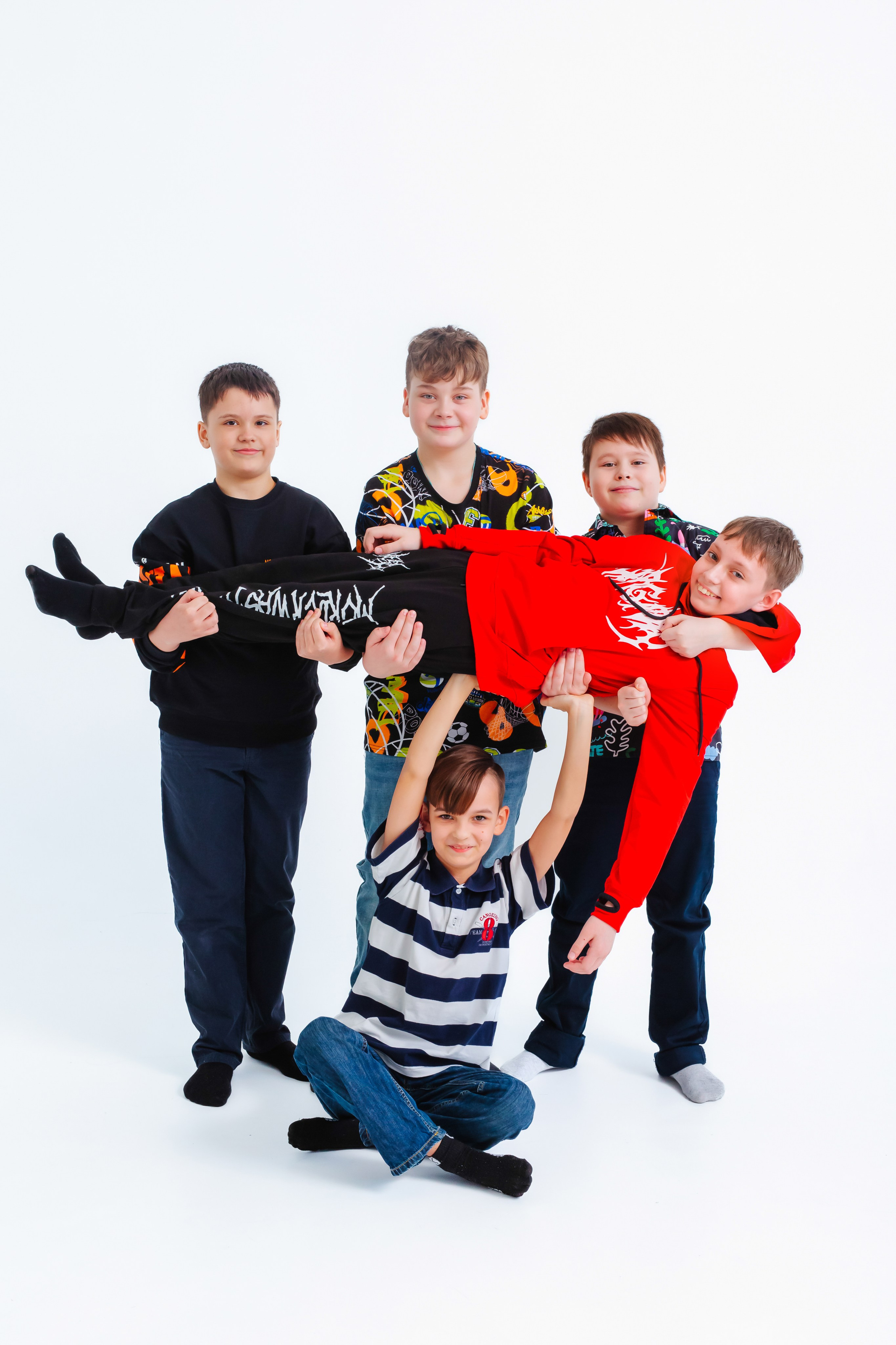 Выпускники 4 классов. Фотограф в г. Сургуте Марина Киприна