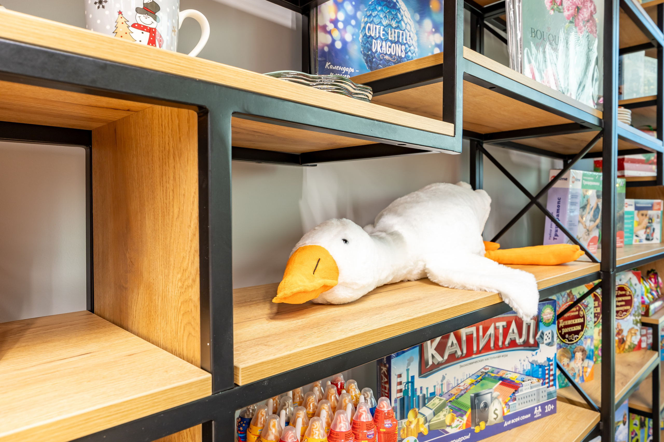 Съемка для производителя торгового оборудования в ТЦ «Серпантин». Интерьерный фотограф в Москве Сергей Чекмезов