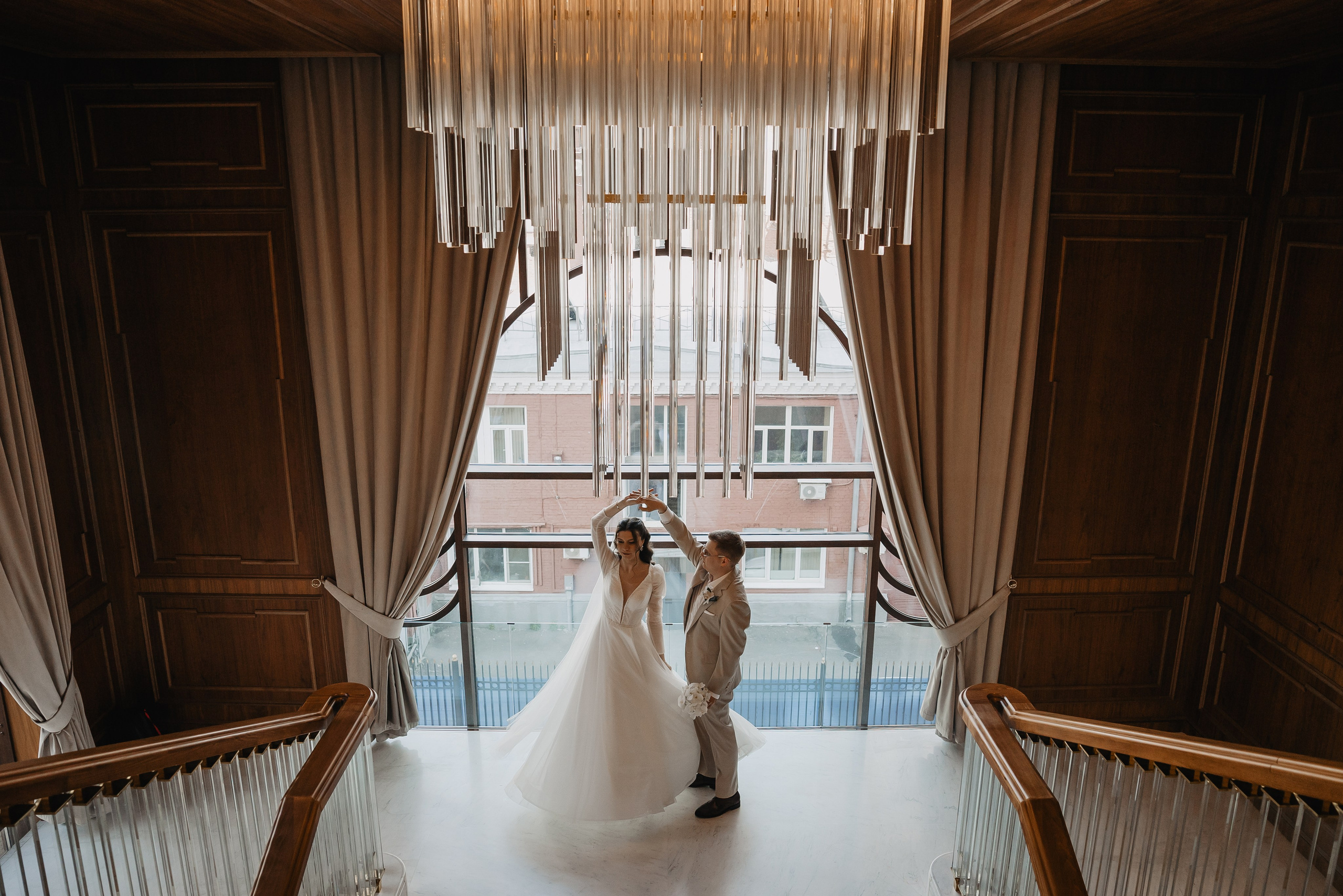 Свадебная фотосессия в отеле Marriott Imperial Plaza