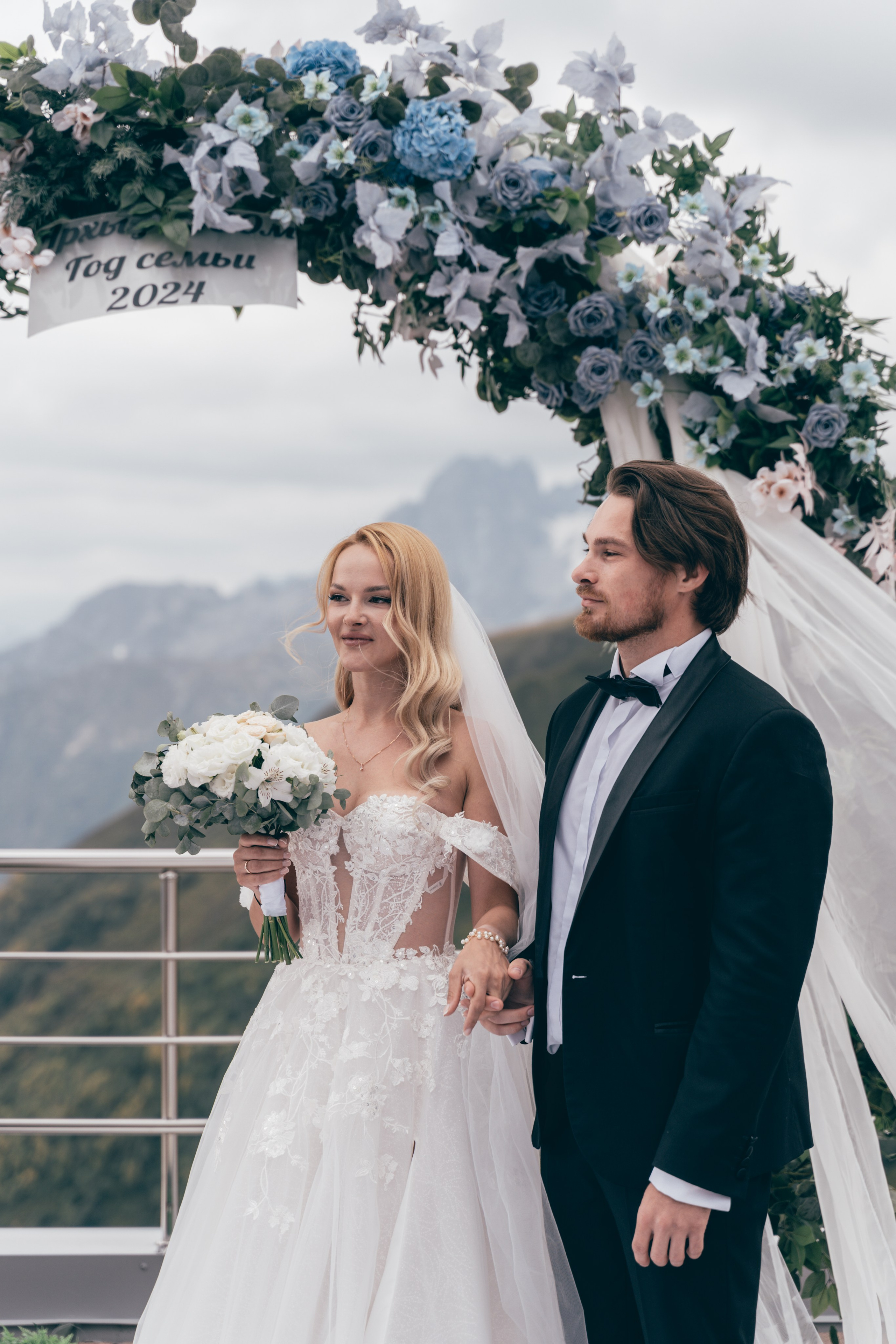 Индивидуальная фотосессия в горах Фотограф КМВ Пятигорск, Железноводск, Ессентуки, Кисловодск Архыз Домбай Горы. Фотограф КМВ|ГОРЫ Пятигорск Железноводск Ессентуки Кисловодск Домбай Архыз Эльбрус