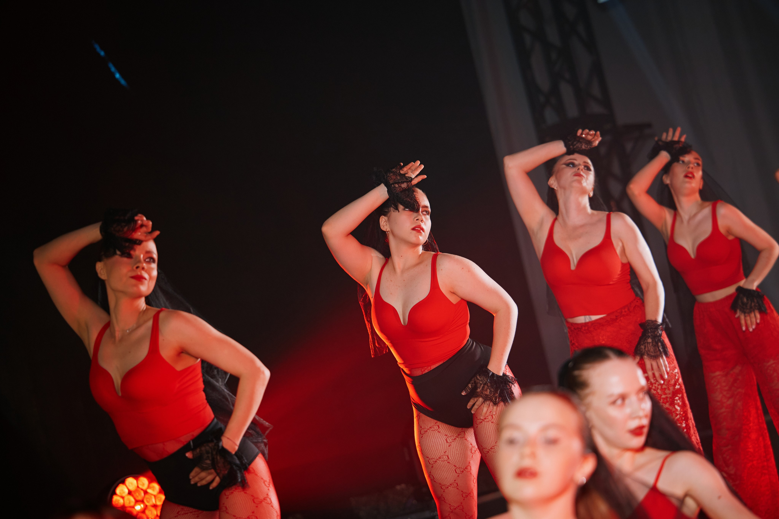 VIVA GLAM Отчетный концерт. Фотограф и видеограф в Кургане Леонид Корнильев