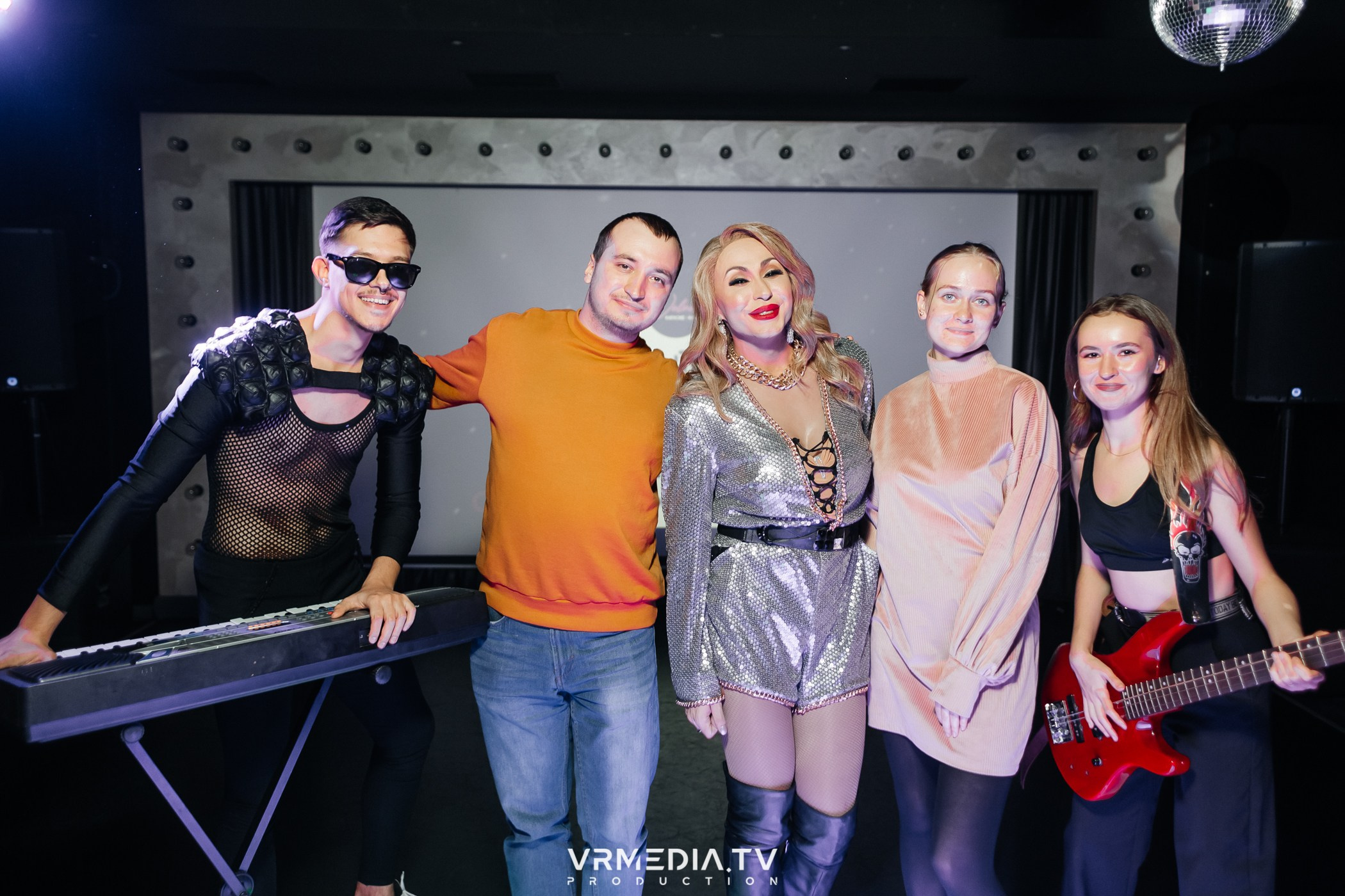 PARODY SHOW в караоке-баре «Volna»