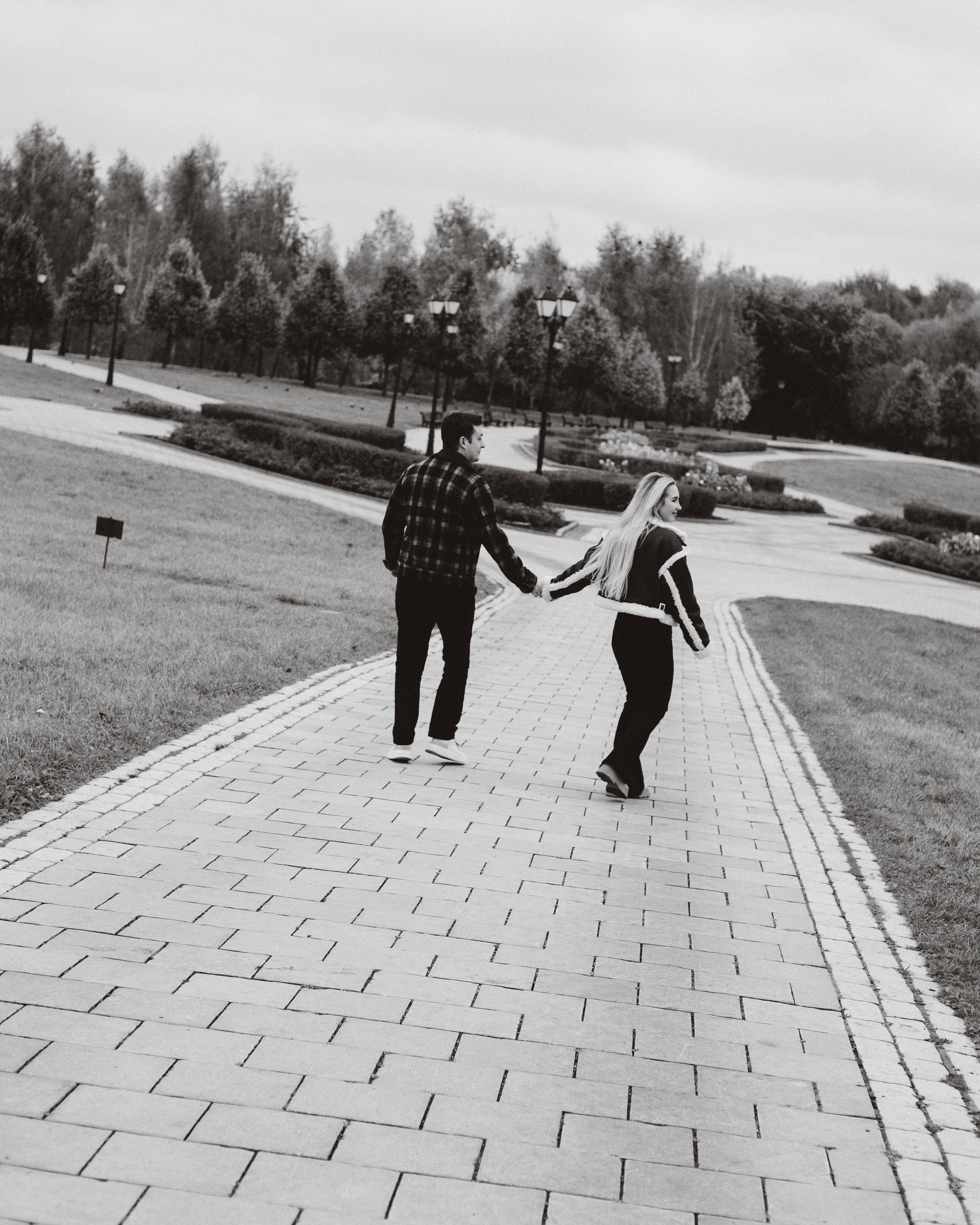 Лавстори в парке. Женский и лавстори фотограф в Москве Елена Аксютко