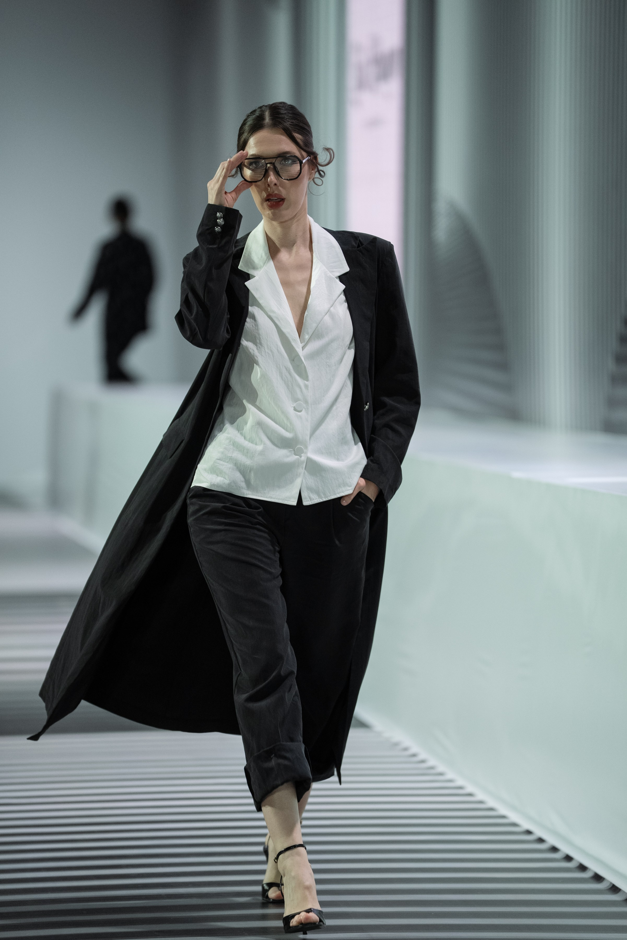 Designer LEILA KHANUM. Сайт Алматинского НЮ АРТ, будуар и фэшн фотографа Дениса Карпенко