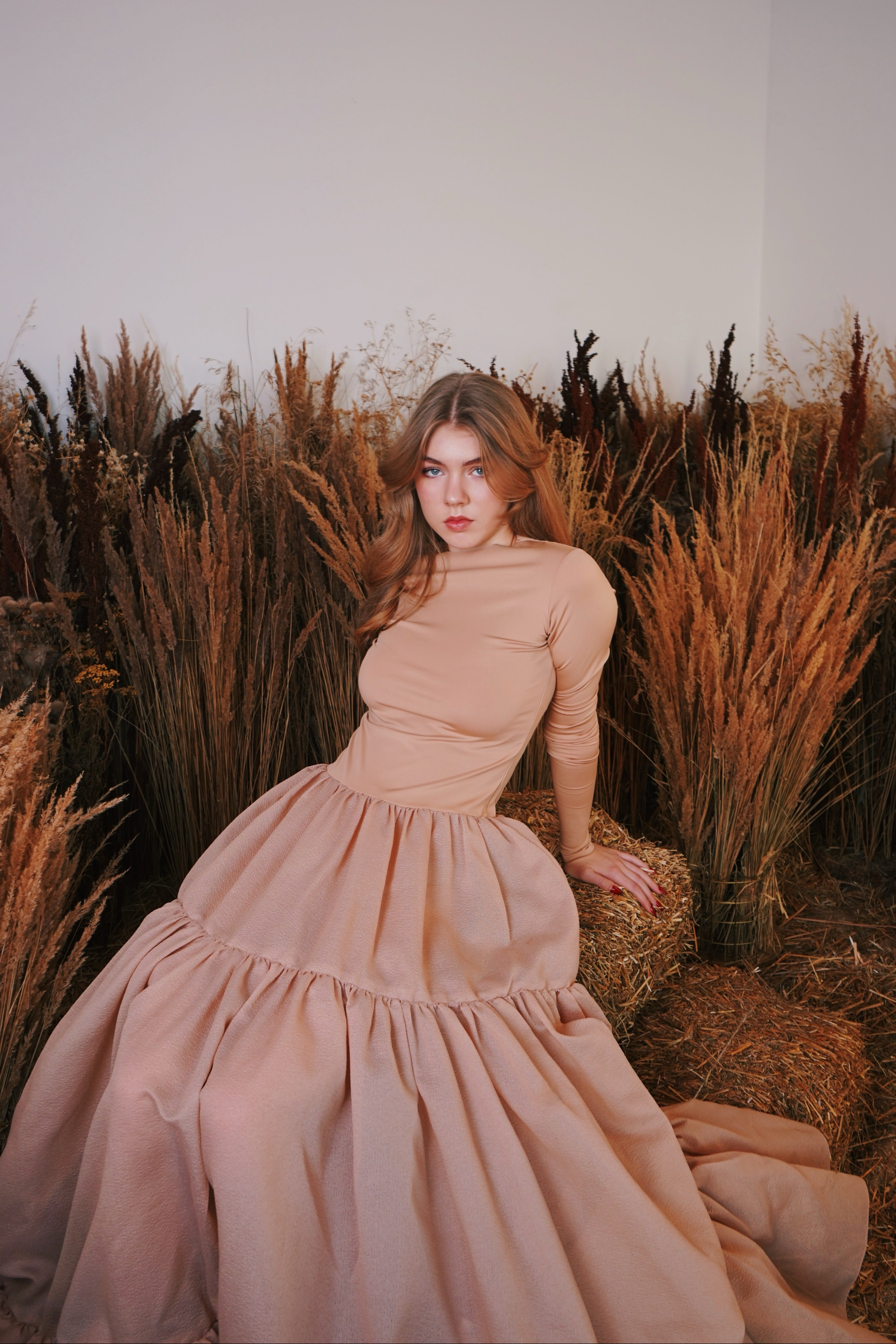 София, студия. Женский фотограф в Москве Уварова Анастасия