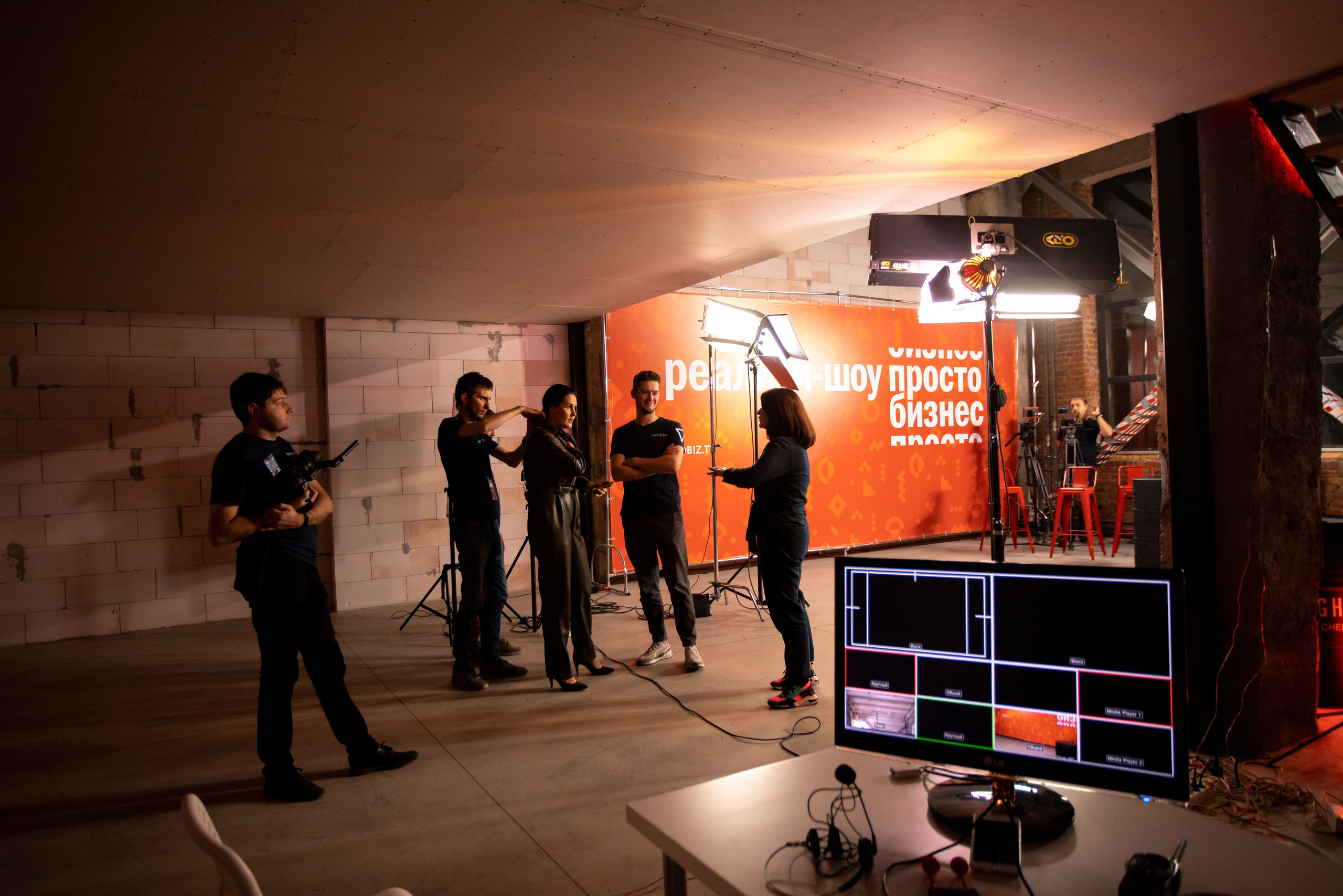 Просто Бизнес. Медиапродакшн Ruvision — wow-презентация вашего бизнеса