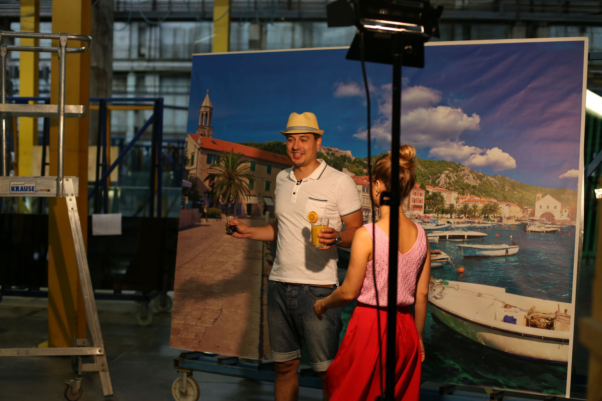 Modern Glass. Медиапродакшн Ruvision — wow-презентация вашего бизнеса